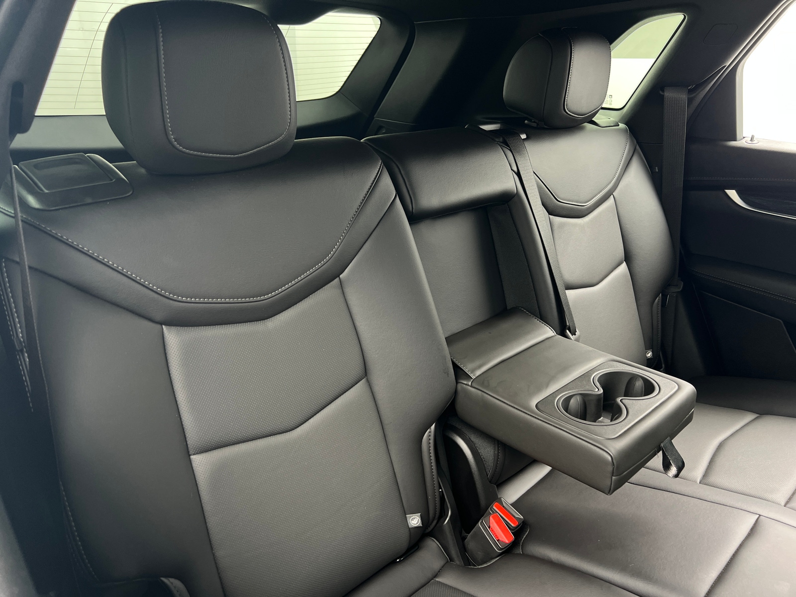 Thumbnail: 2023 Cadillac XT5 - 5