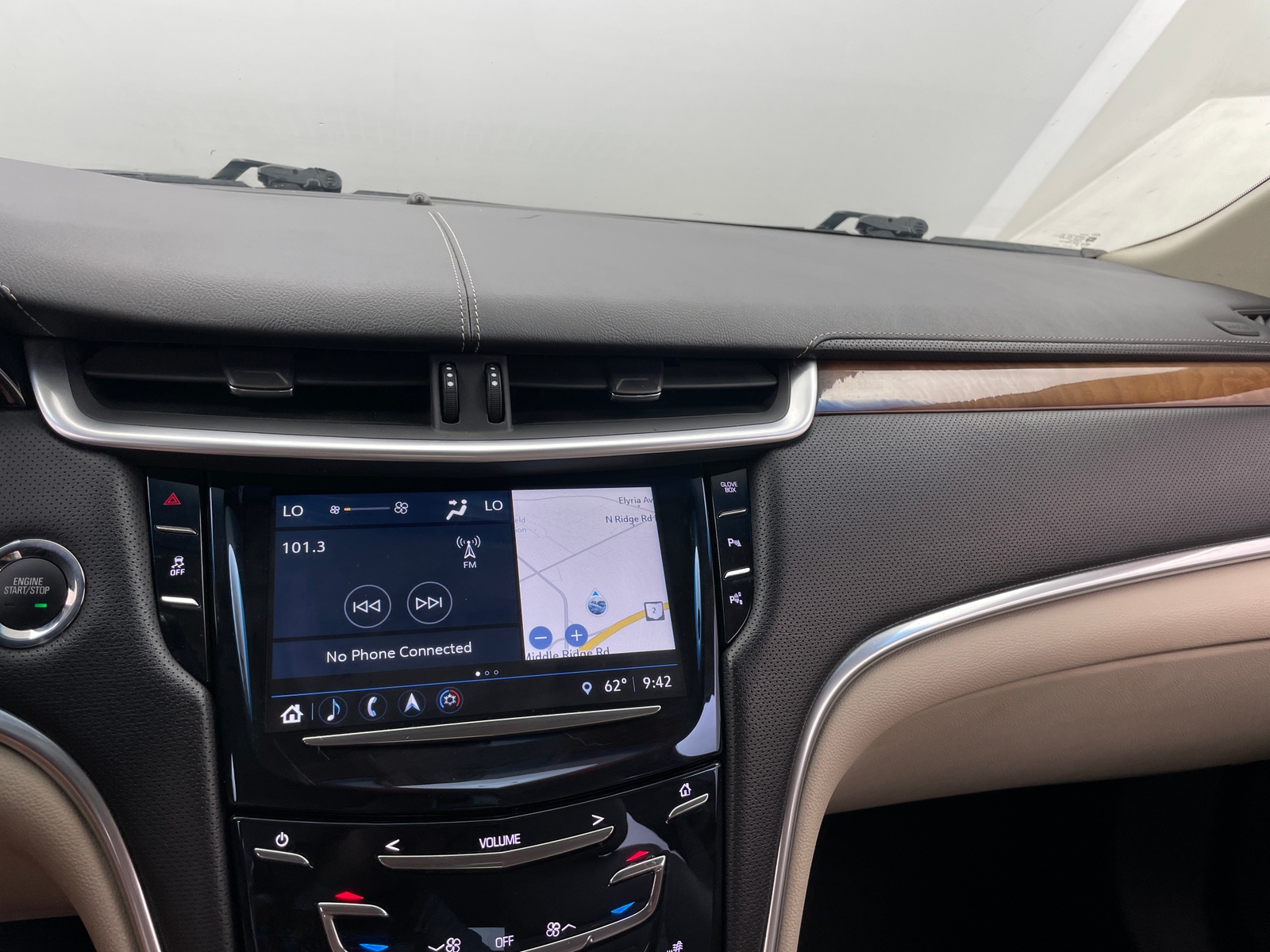 Thumbnail: 2019 Cadillac XTS - 3