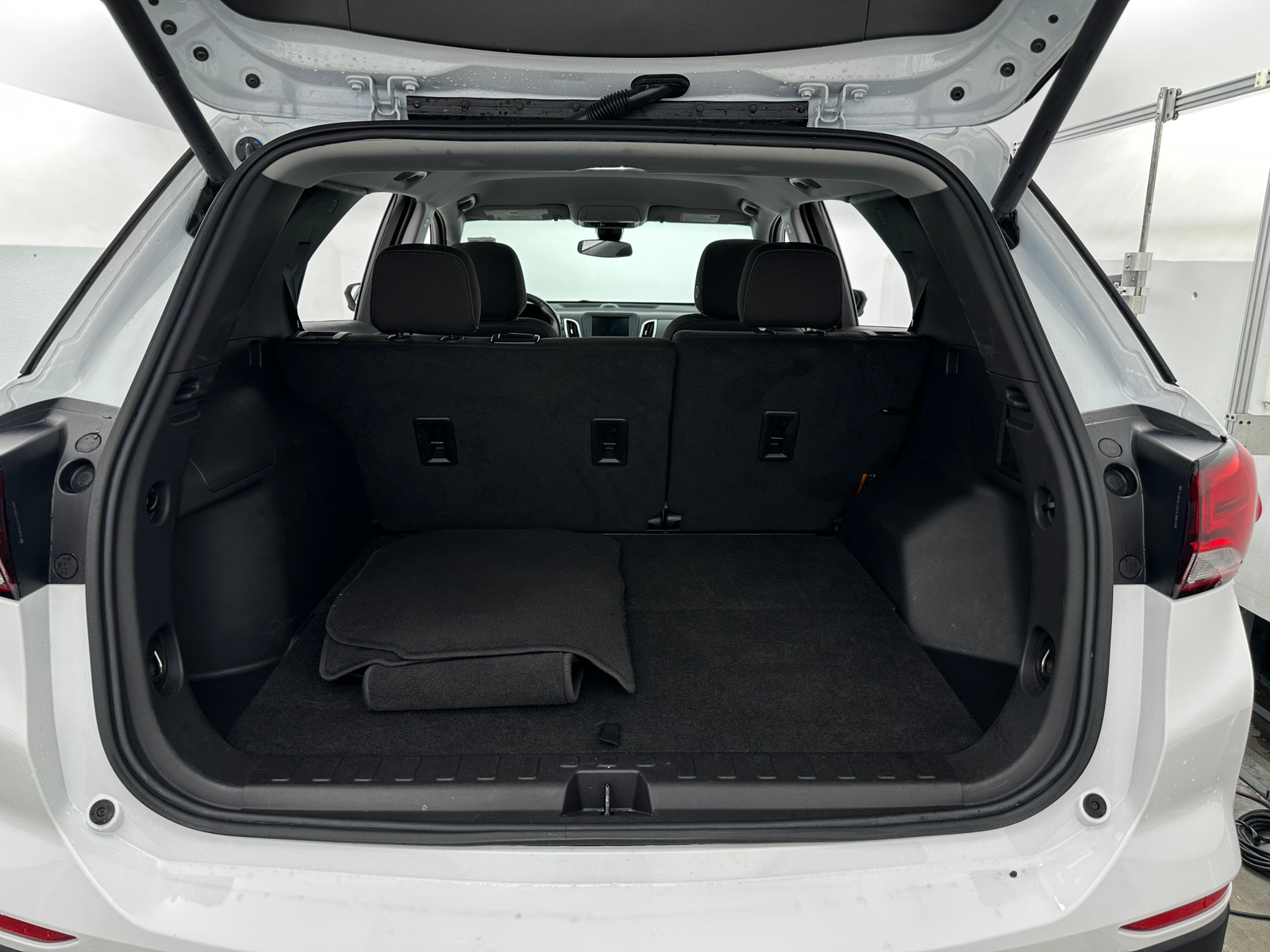 Thumbnail: 2024 Chevrolet Equinox - 7