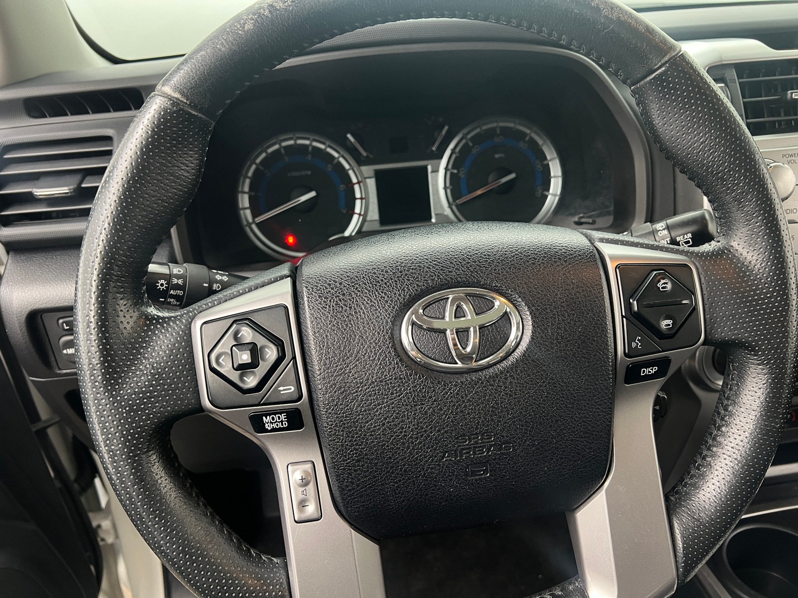 Thumbnail: 2016 Toyota 4Runner - 4