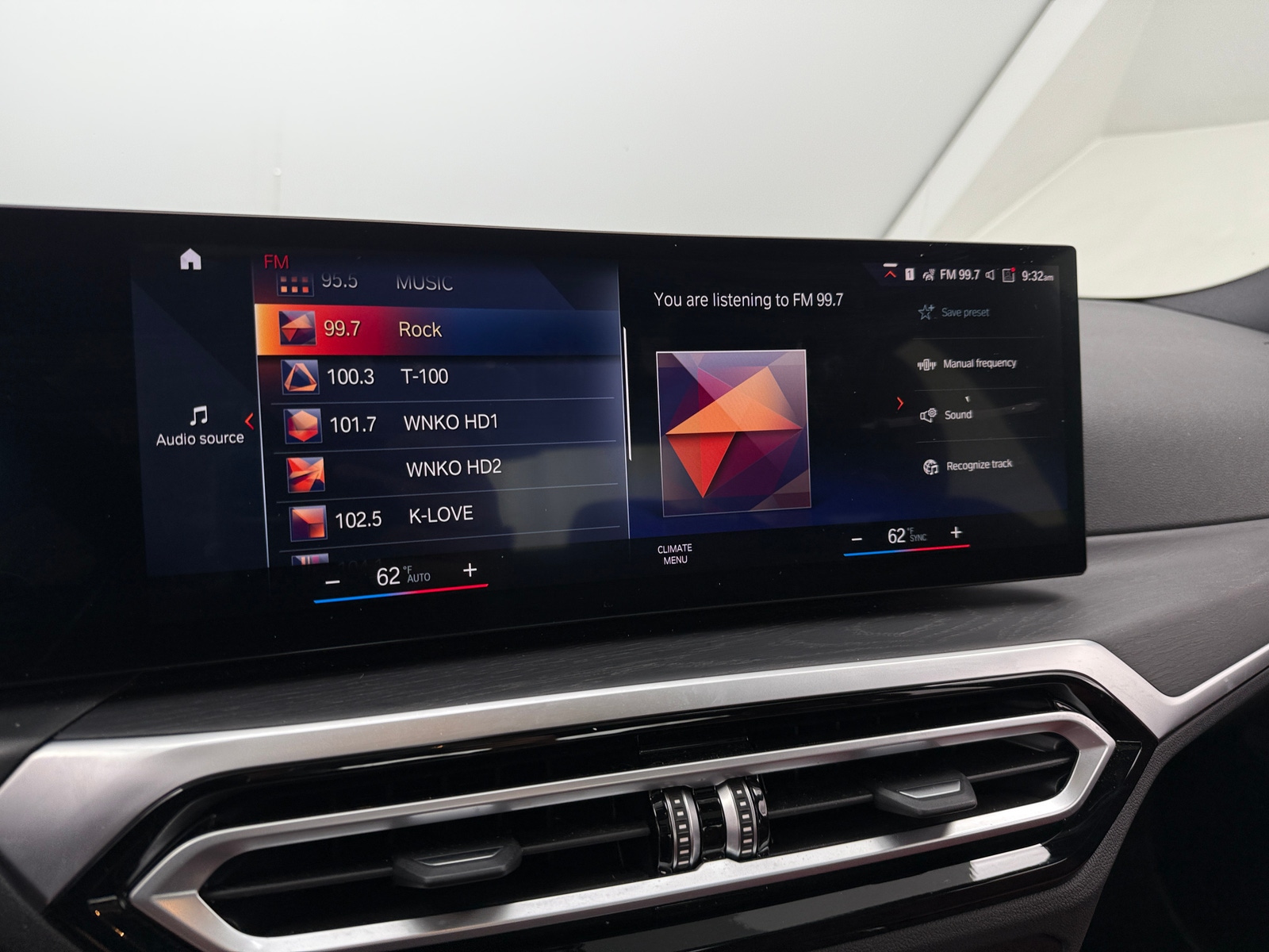 Thumbnail: 2023 BMW 3 Series - 3