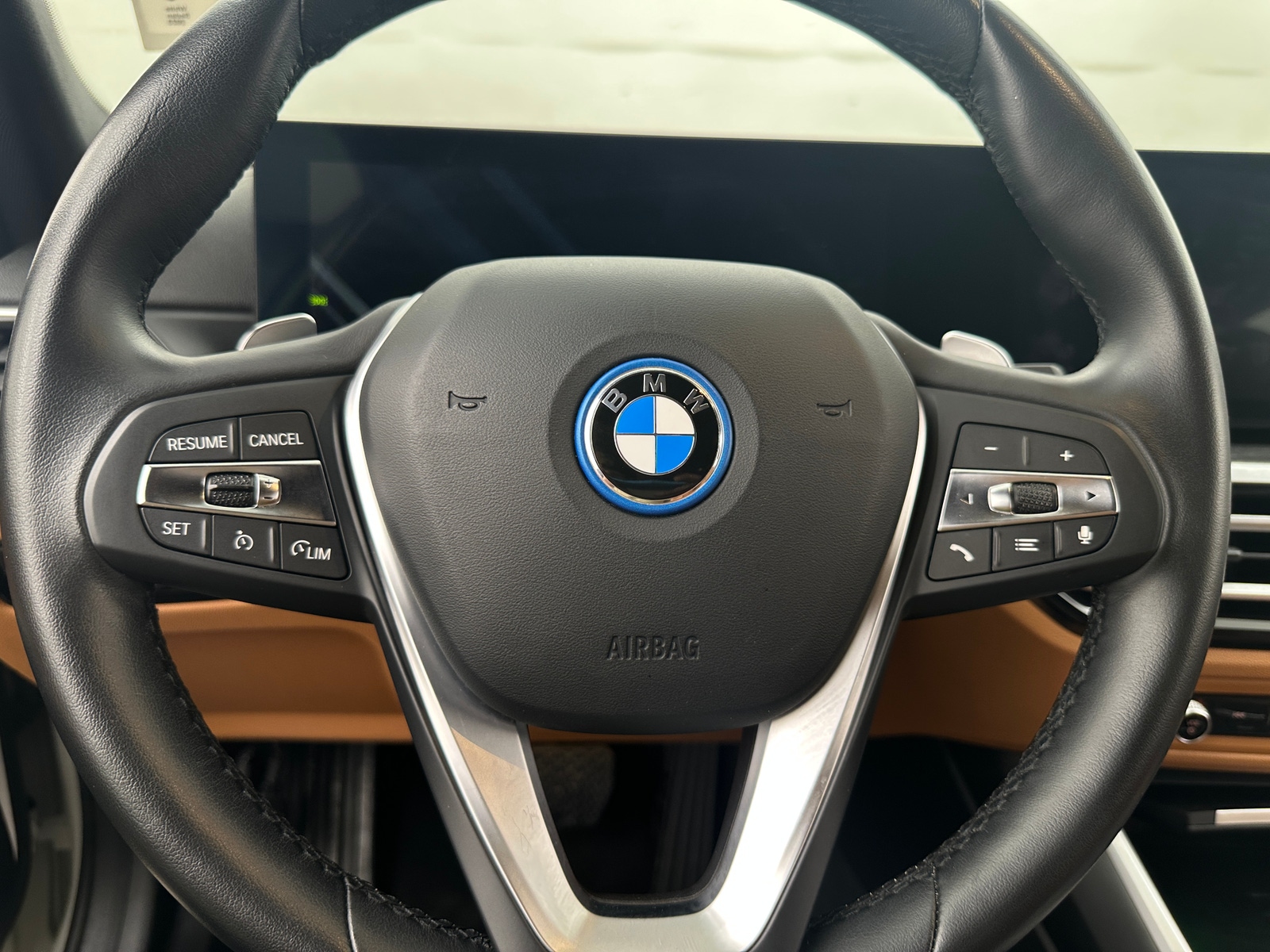 Thumbnail: 2023 BMW 3 Series - 4