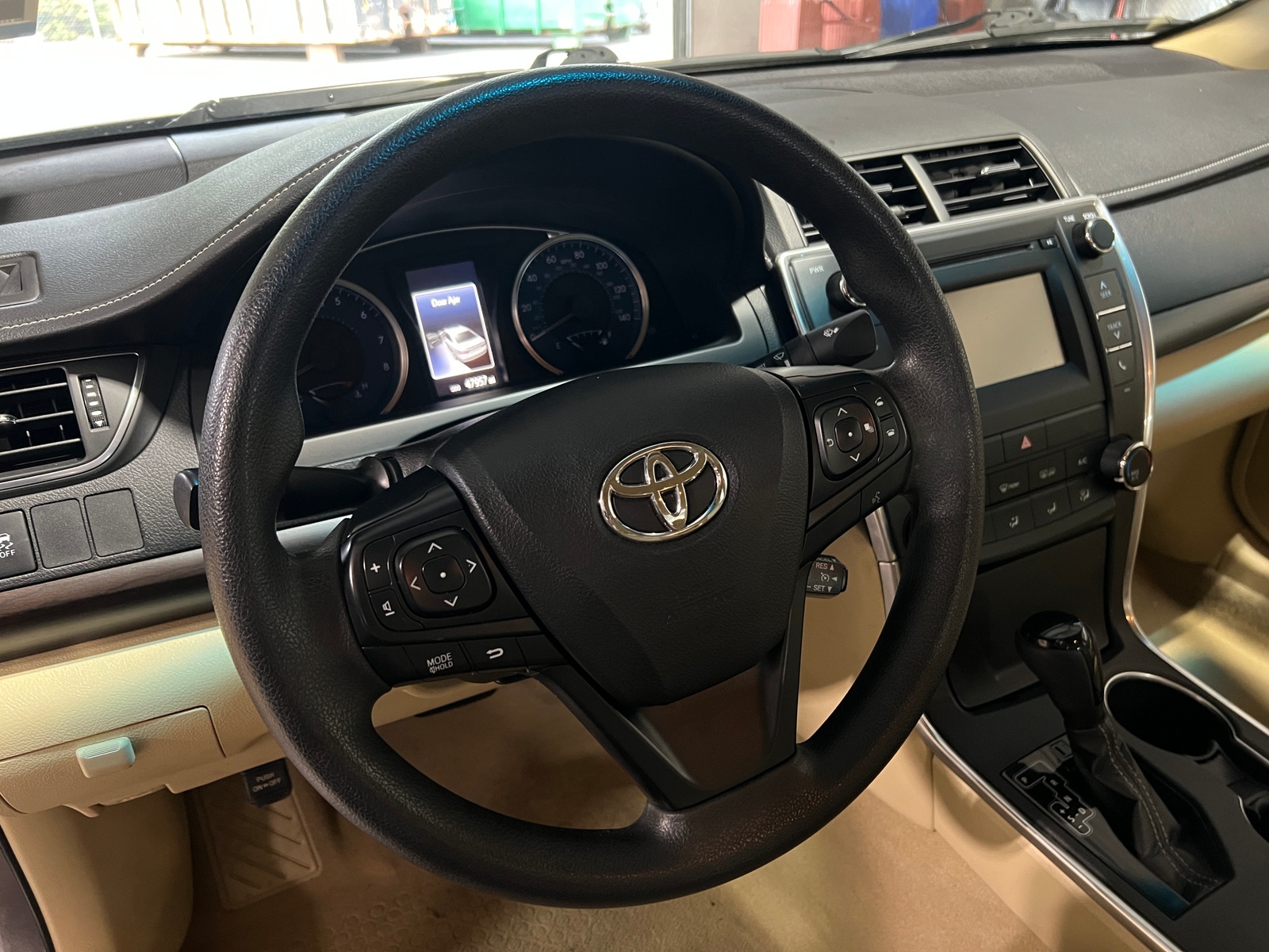 Thumbnail: 2017 Toyota Camry - 5