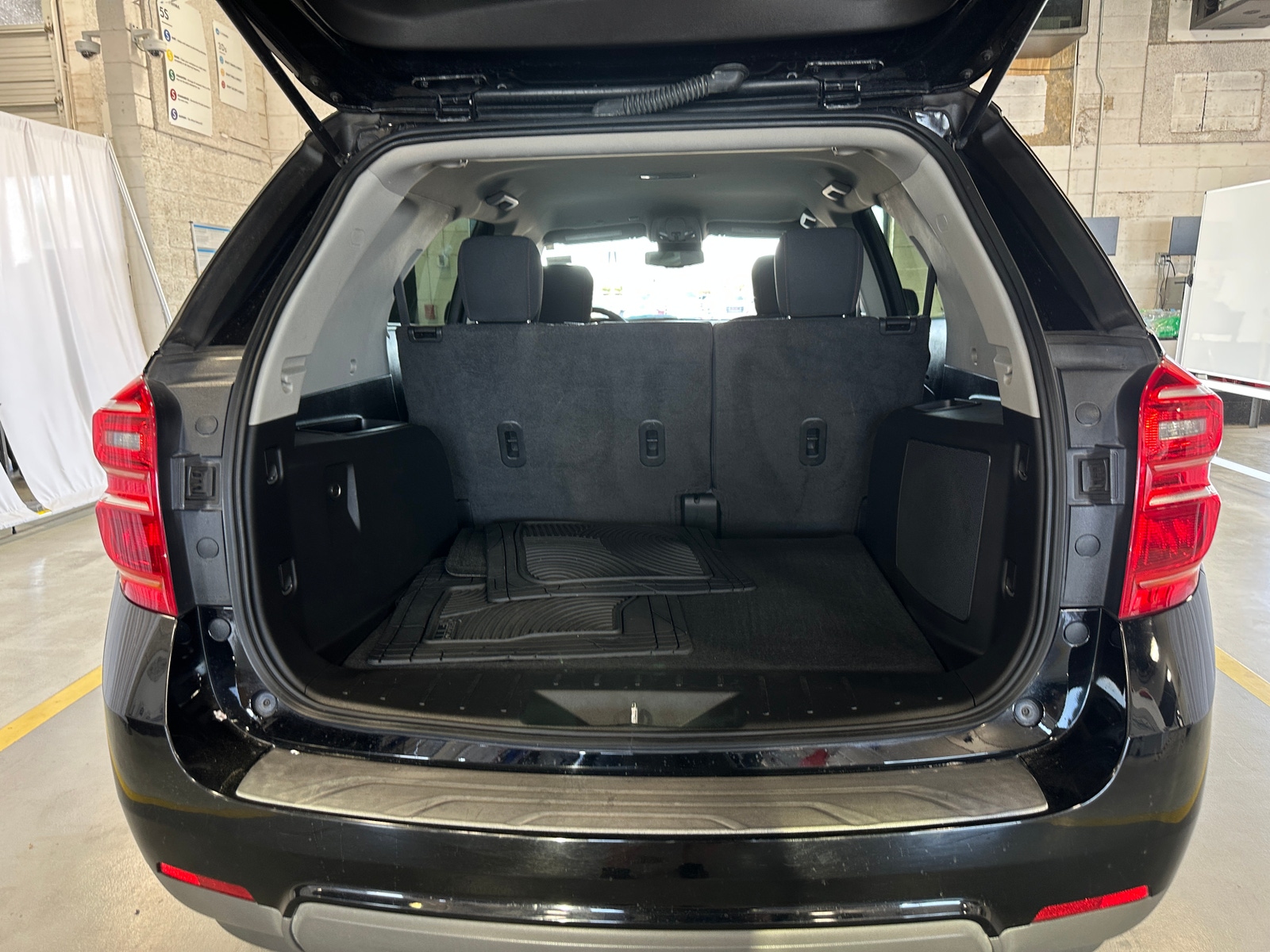 Thumbnail: 2017 Chevrolet Equinox - 7