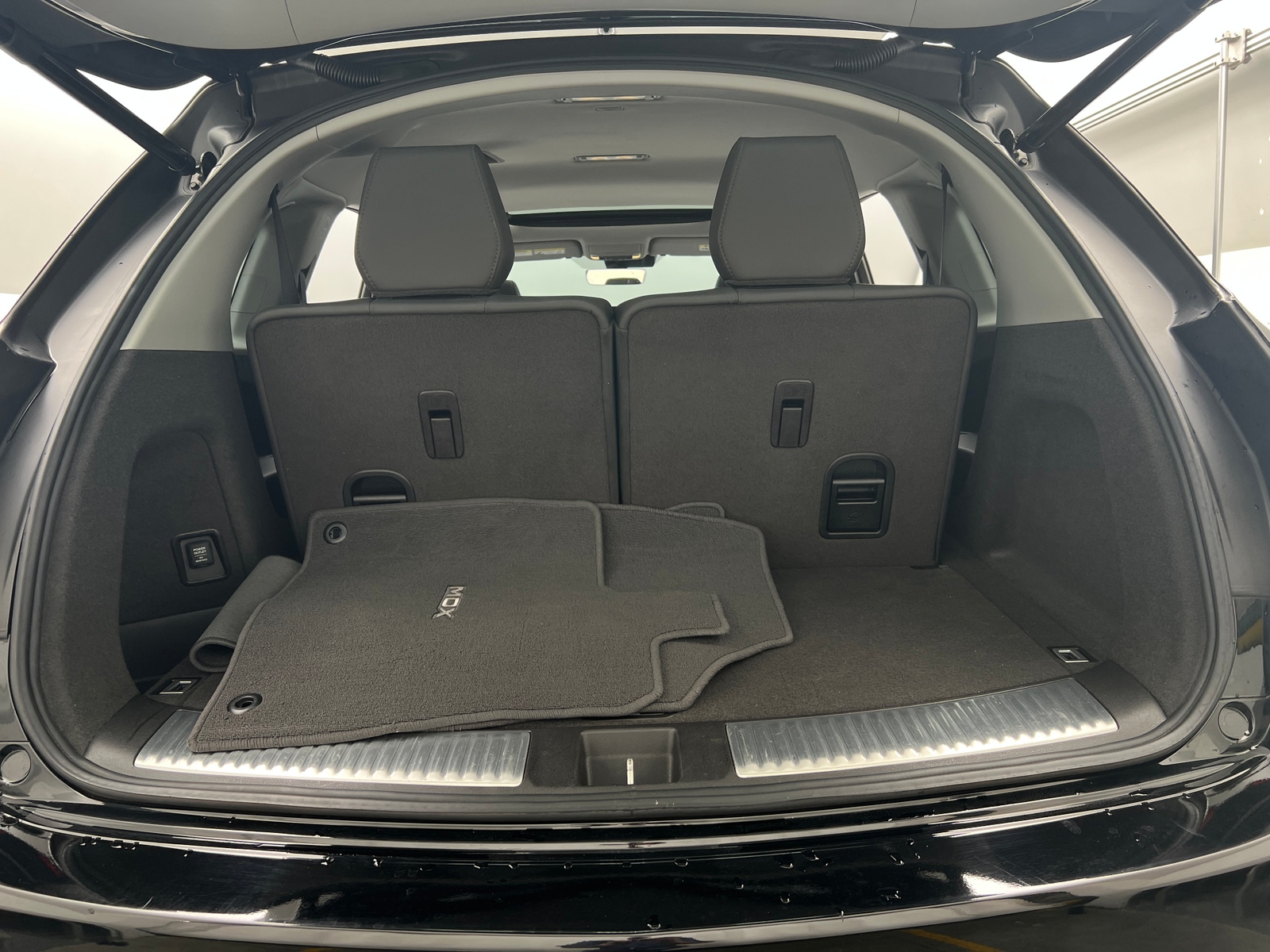 Thumbnail: 2017 Acura MDX - 6