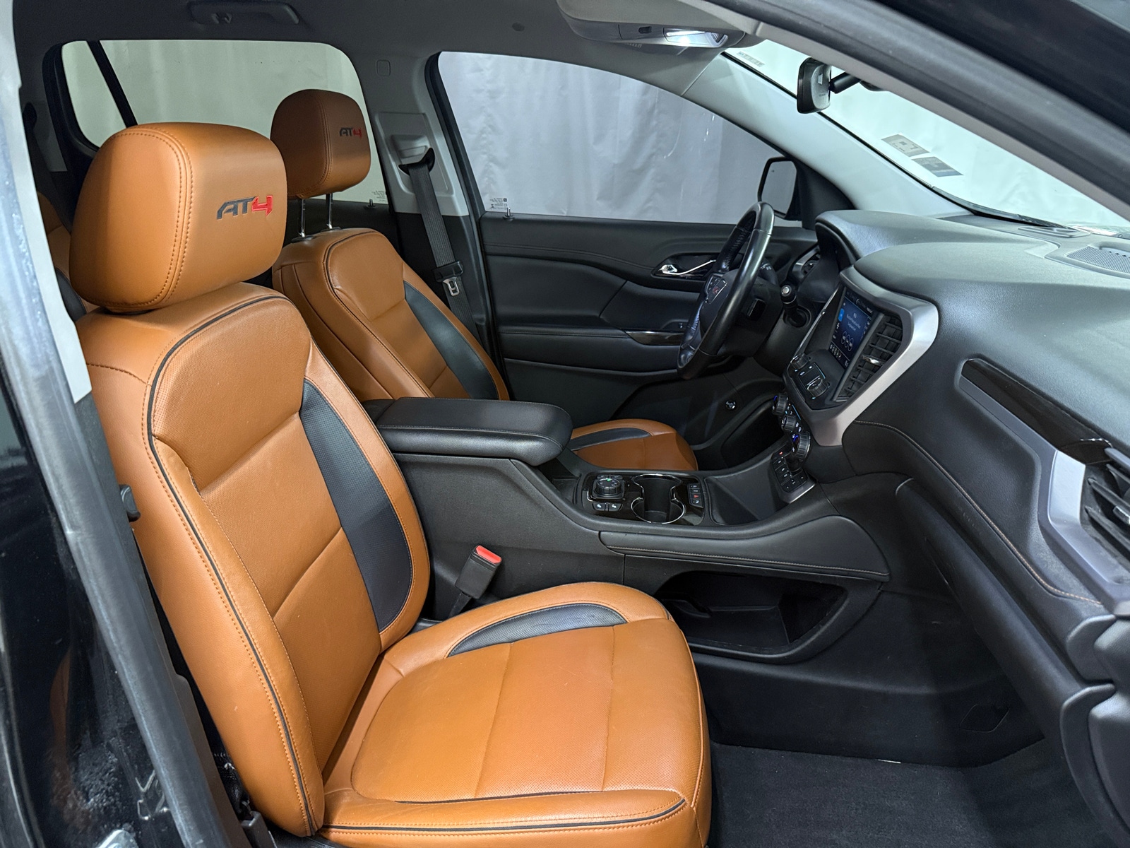 Thumbnail: 2020 GMC Acadia - 2