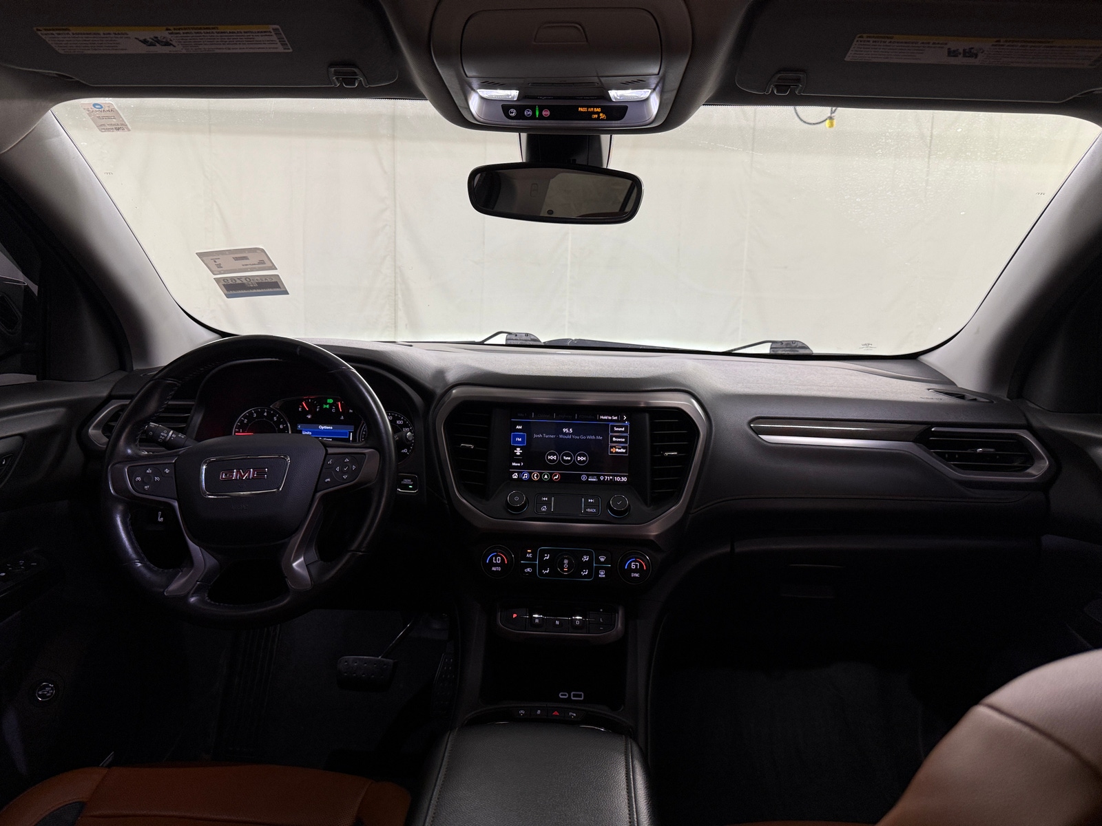 Thumbnail: 2020 GMC Acadia - 3
