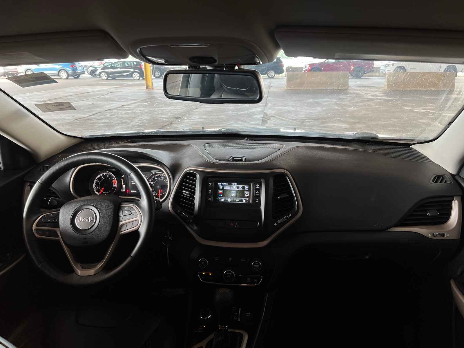 Thumbnail: 2017 Jeep Cherokee - 2