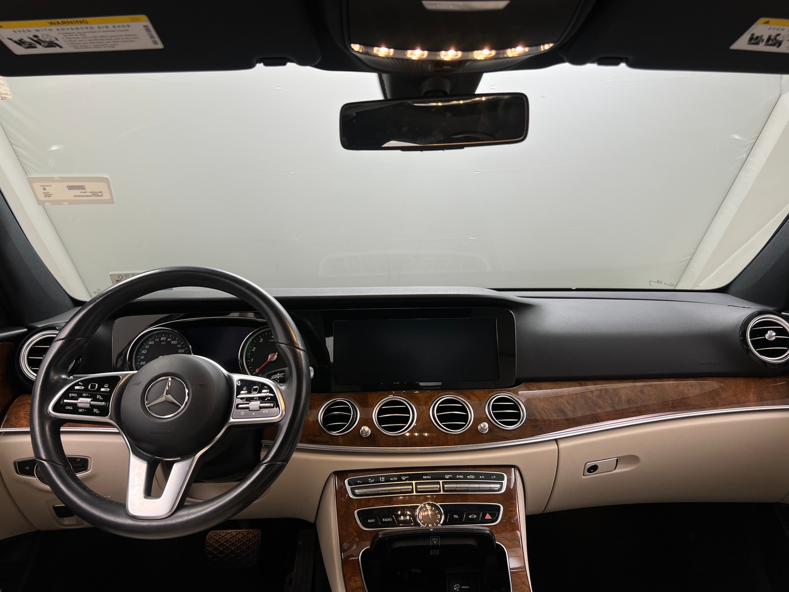 Thumbnail: 2019 Mercedes-Benz E-Class - 2