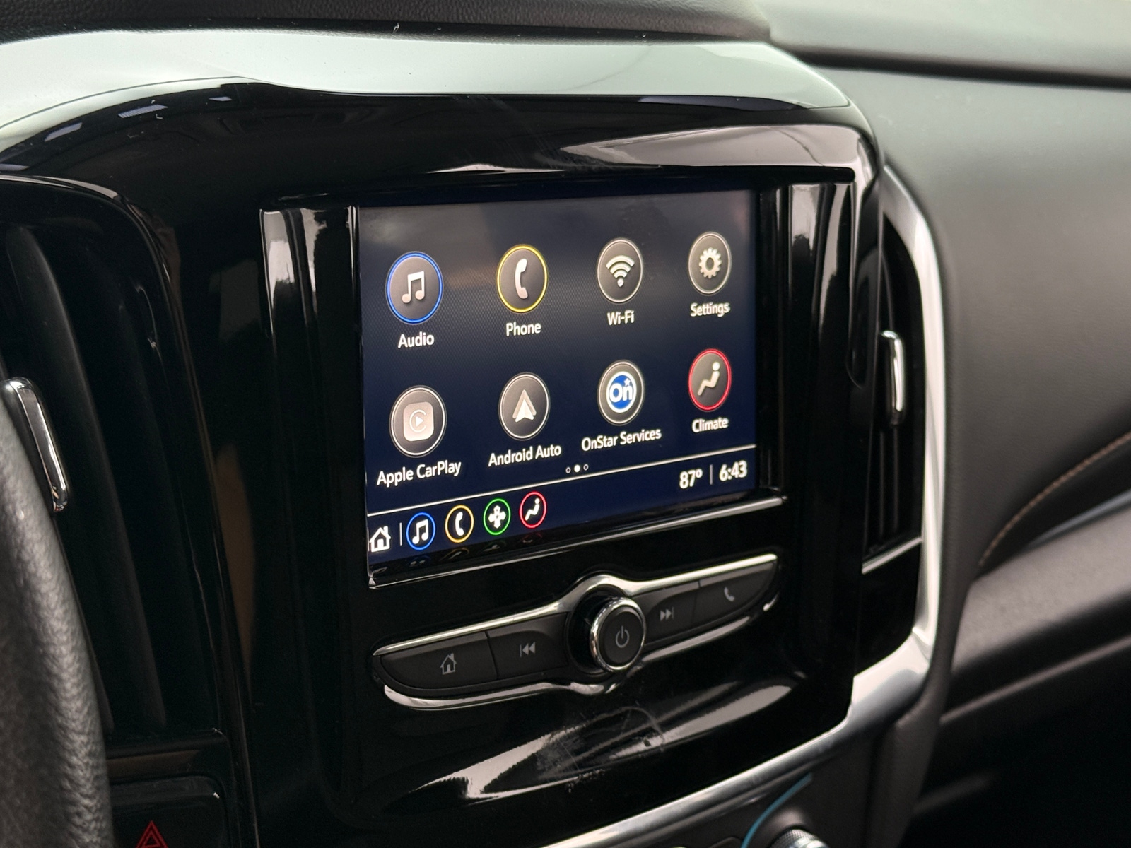 Thumbnail: 2021 Chevrolet Traverse - 4