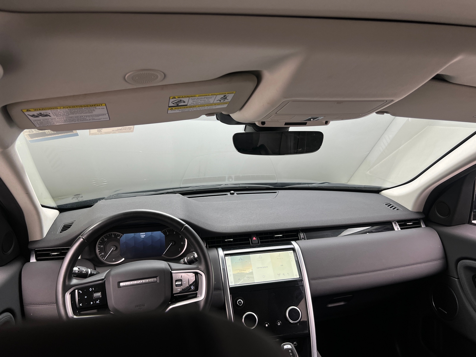Thumbnail: 2022 Land Rover Discovery Sport - 2