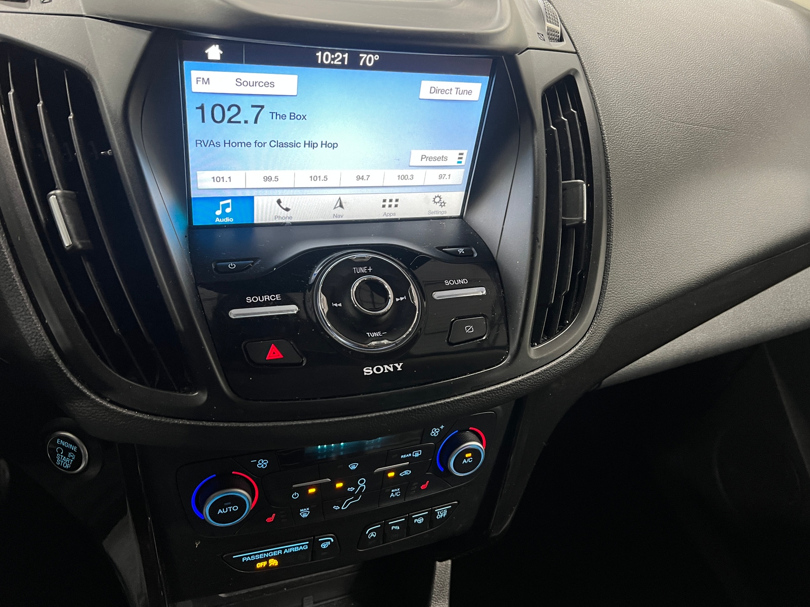 Thumbnail: 2019 Ford Escape - 3