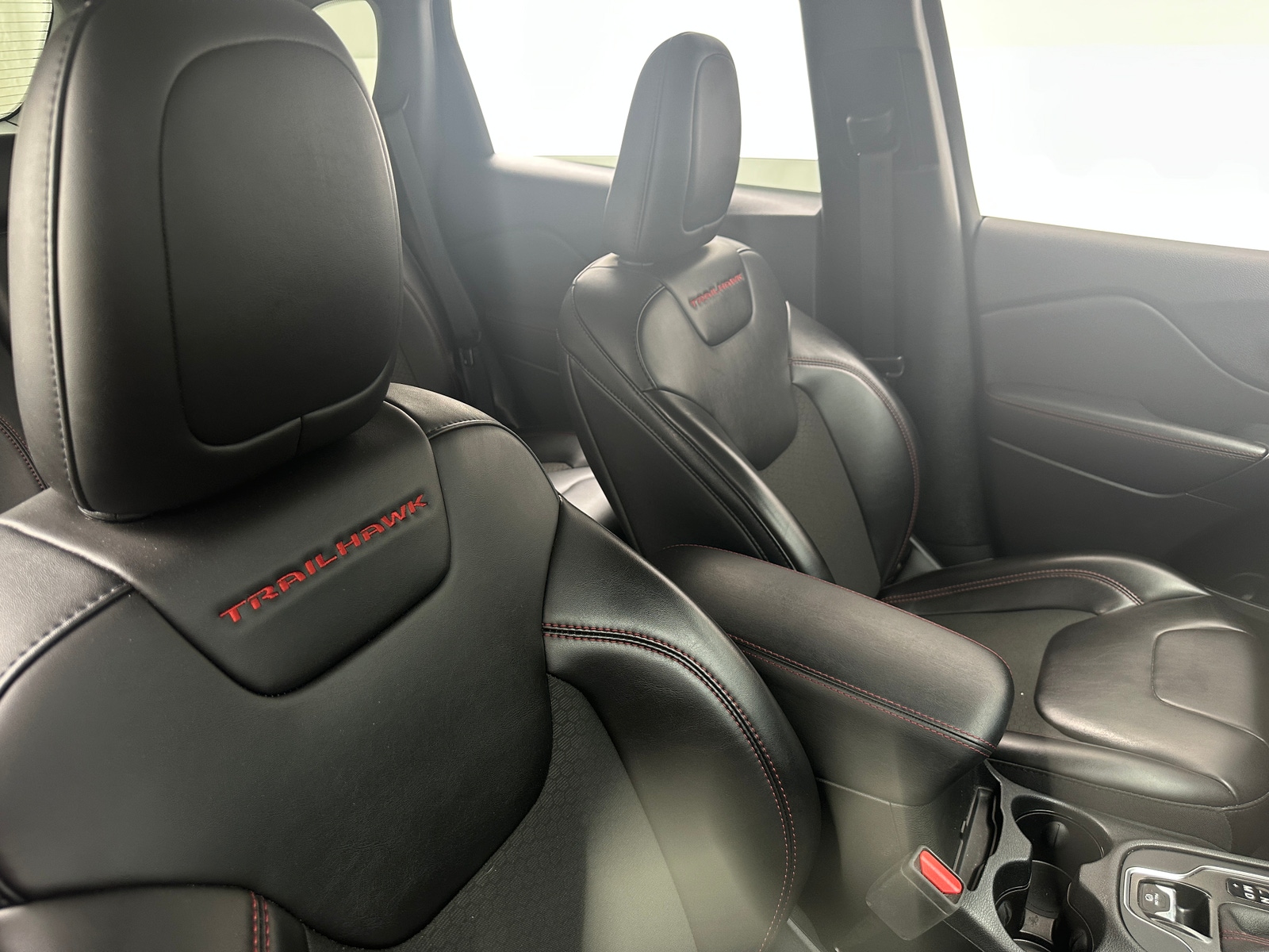 Thumbnail: 2022 Jeep Cherokee - 2
