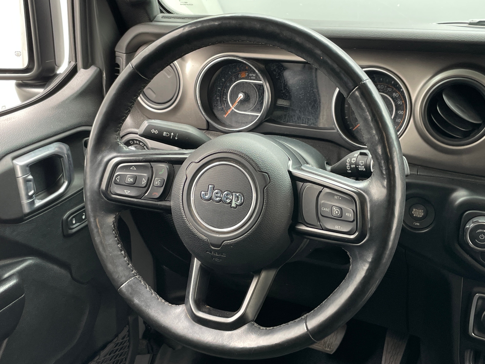 Thumbnail: 2020 Jeep Wrangler - 5