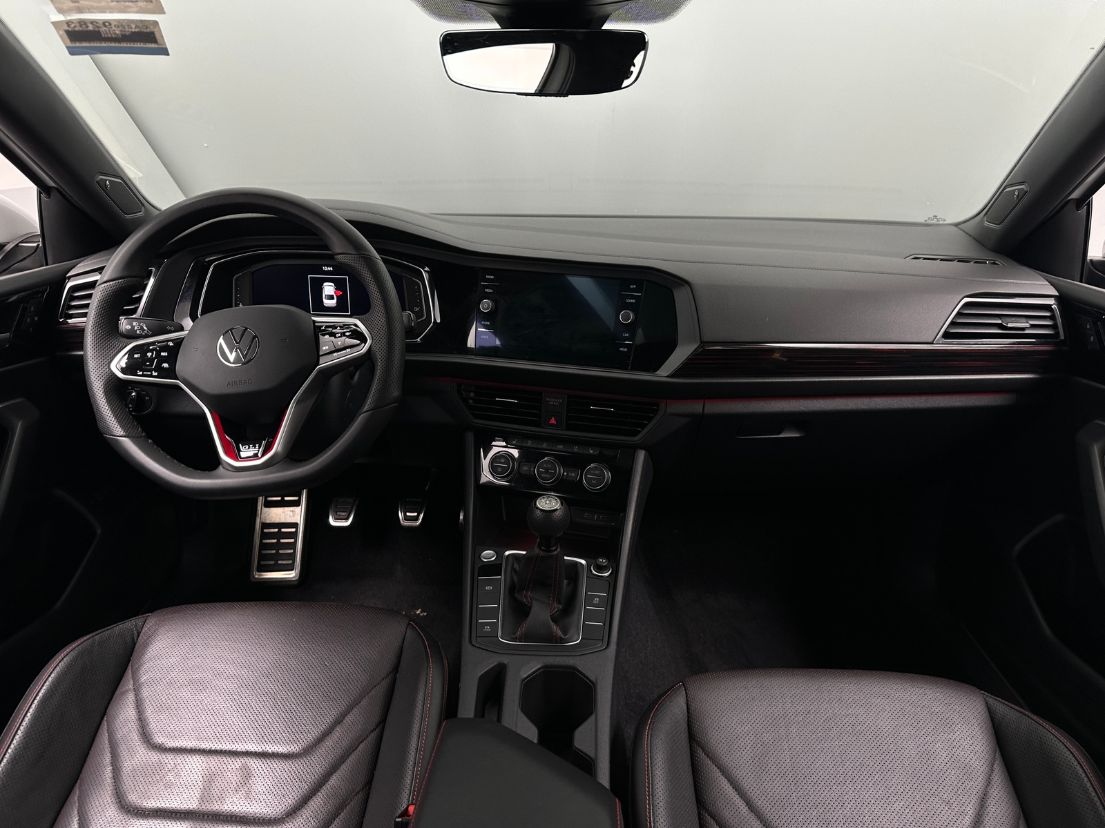 Thumbnail: 2022 Volkswagen Jetta - 2