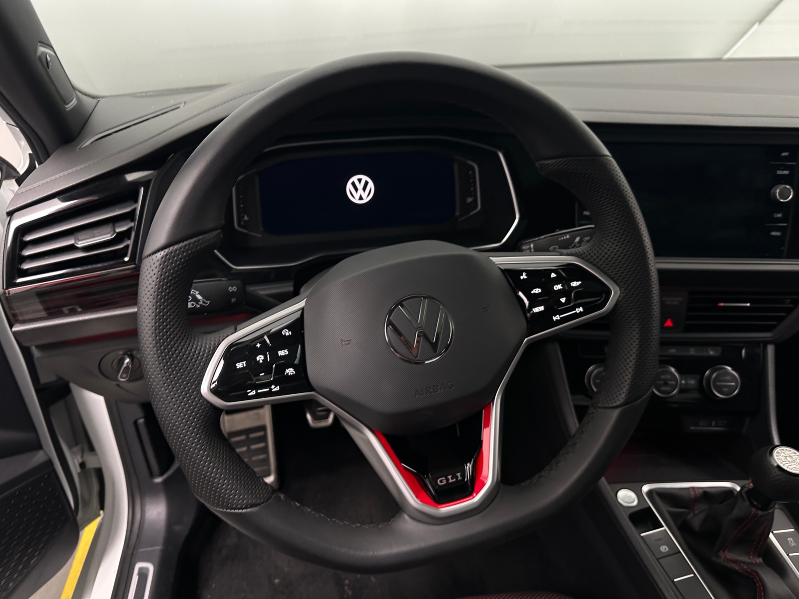 Thumbnail: 2022 Volkswagen Jetta - 4