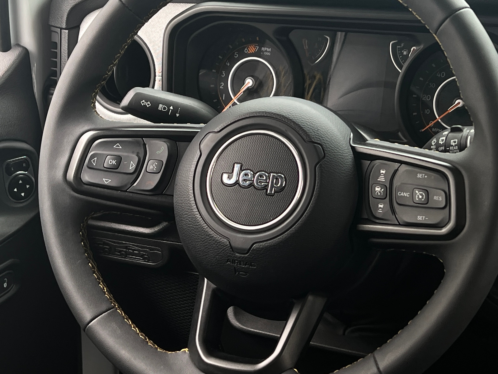 Thumbnail: 2024 Jeep Wrangler - 5
