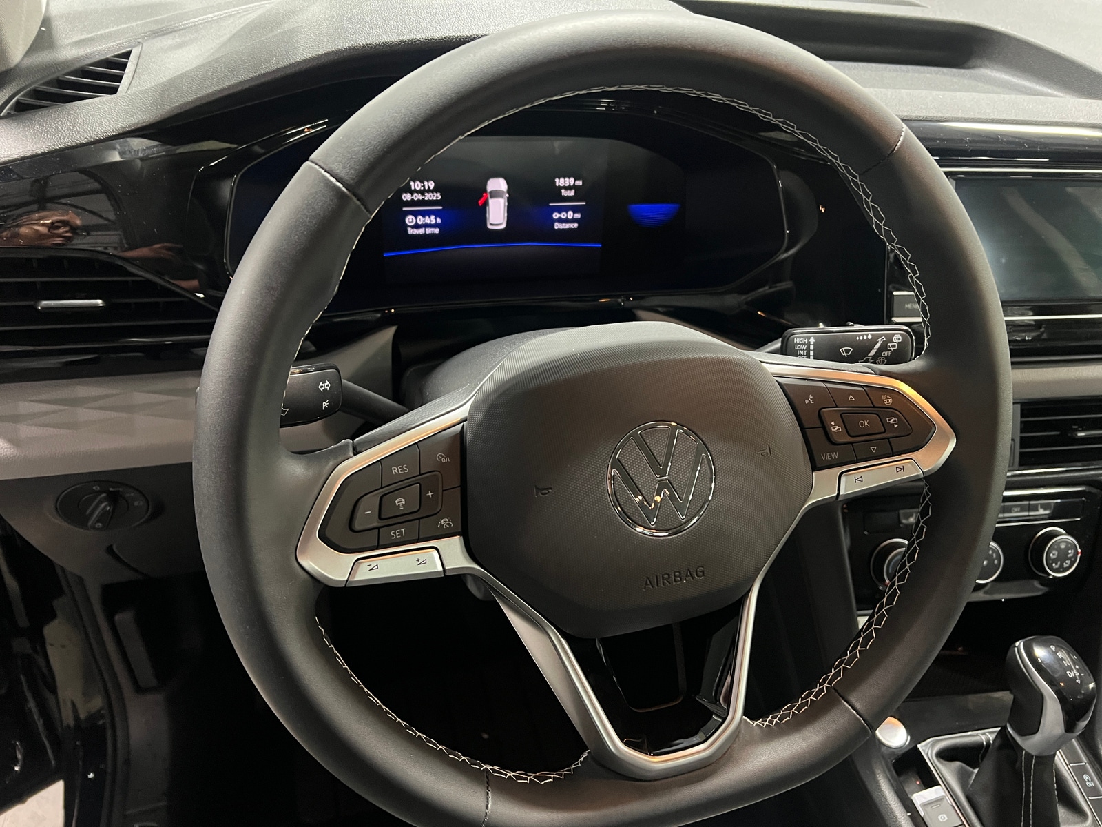 Thumbnail: 2023 Volkswagen Taos - 5