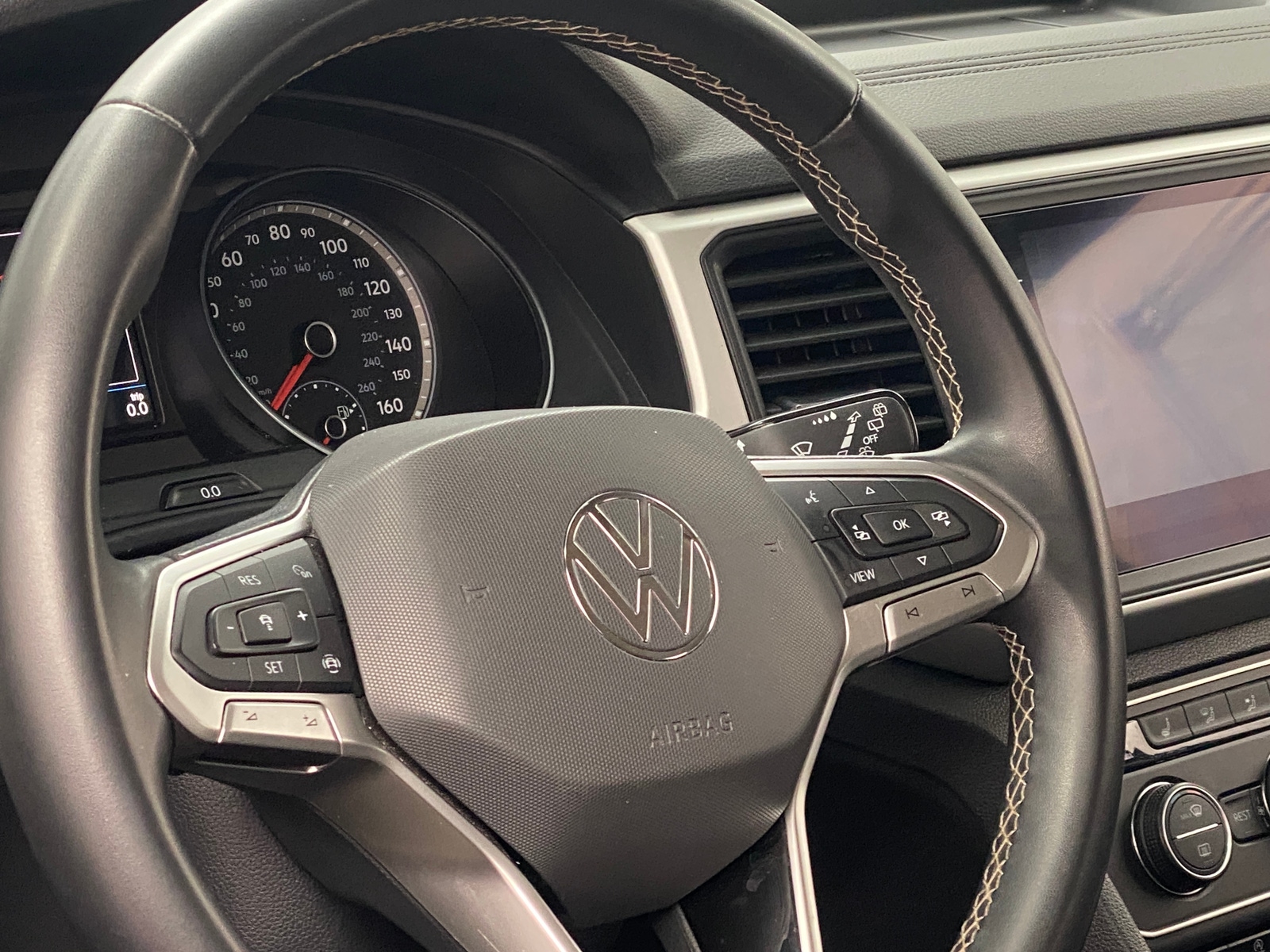 Thumbnail: 2021 Volkswagen Atlas - 4