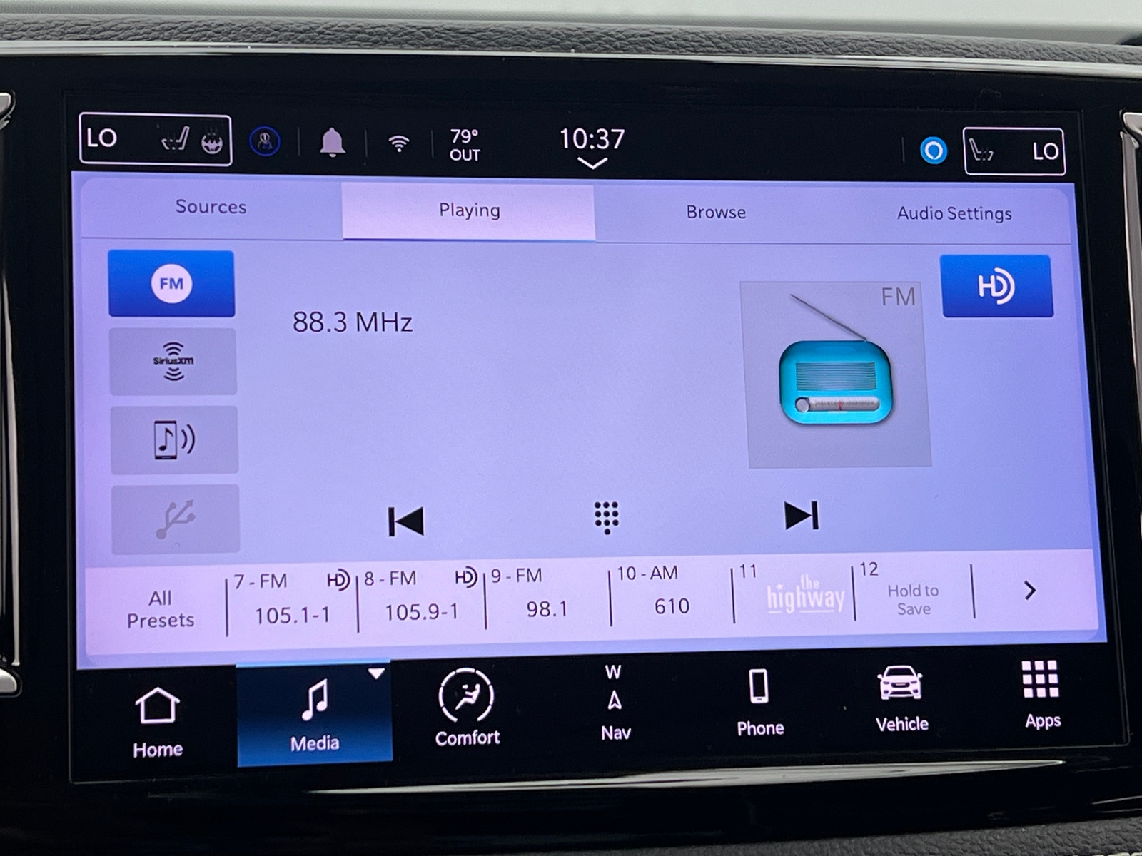 Thumbnail: 2022 Chrysler Pacifica - 3