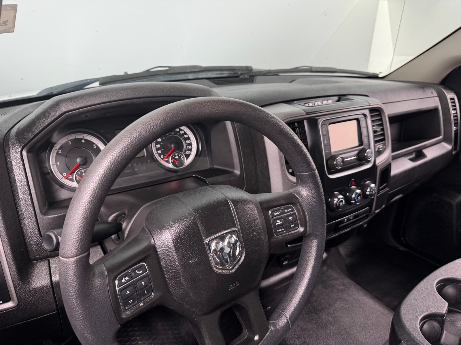 Thumbnail: 2023 RAM 1500 Classic - 3