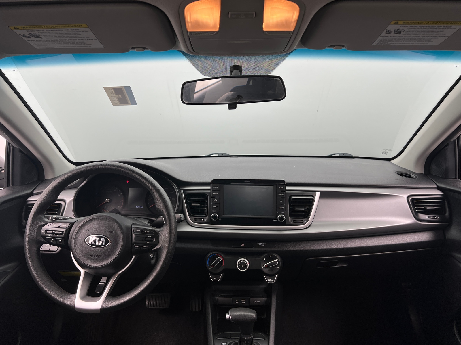 Thumbnail: 2020 Kia Rio - 3
