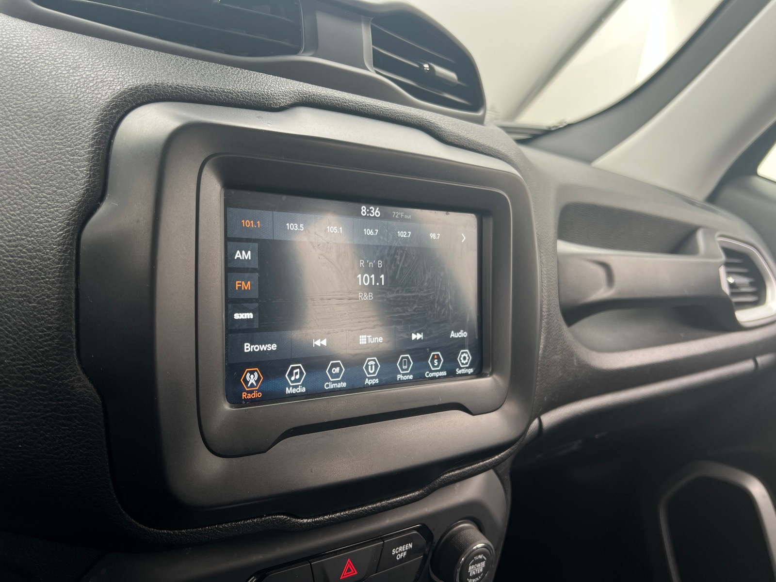 Thumbnail: 2018 Jeep Renegade - 4