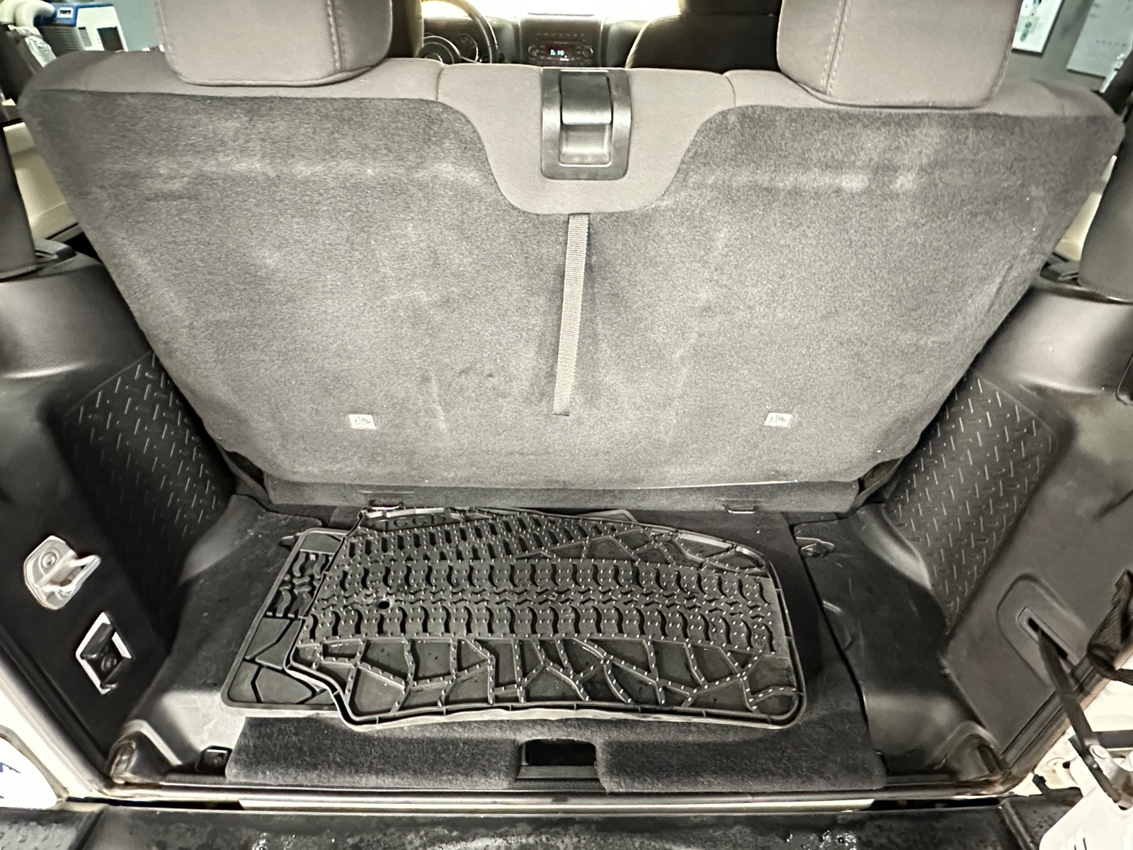 Thumbnail: 2013 Jeep Wrangler - 7