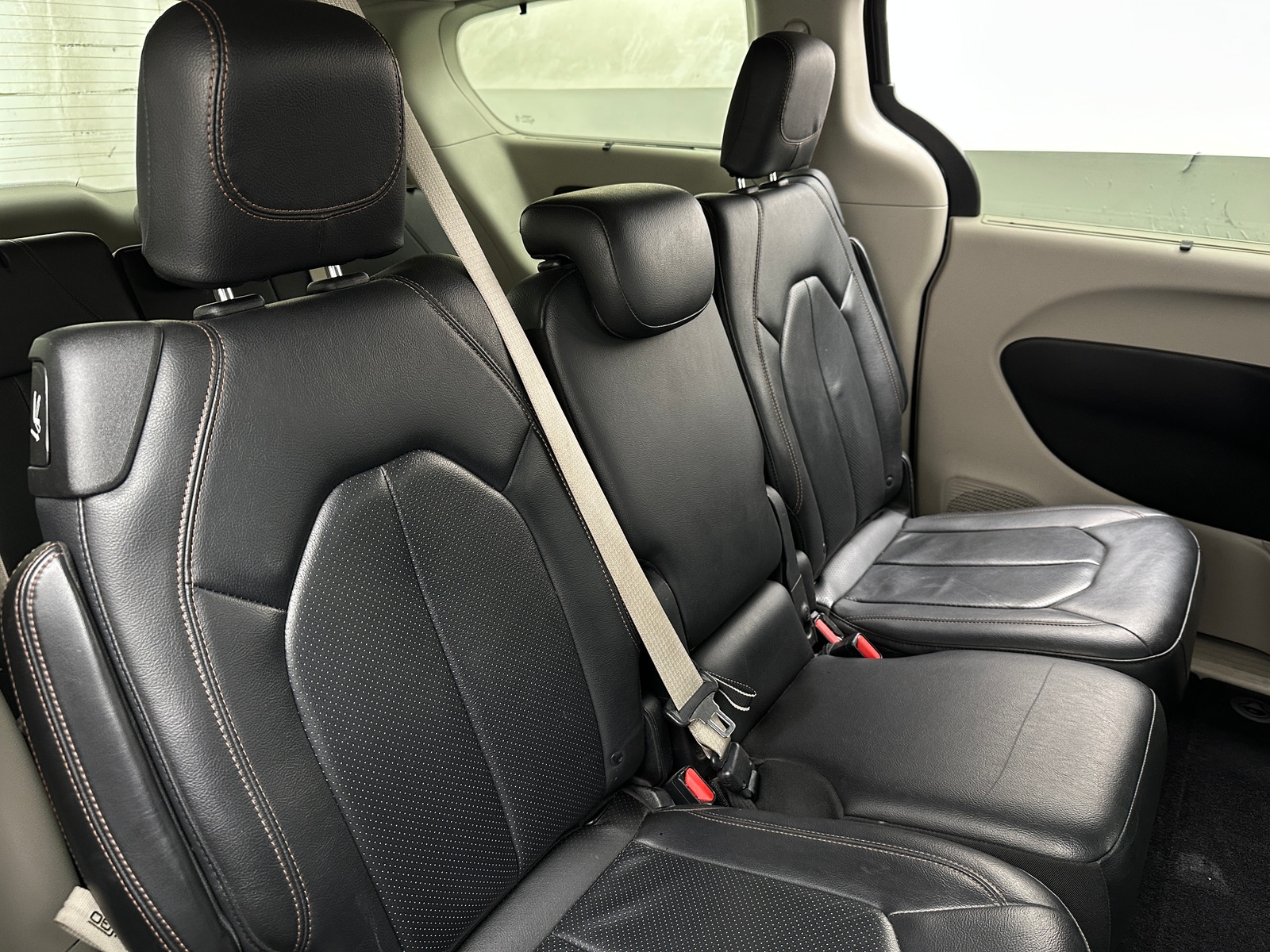 Thumbnail: 2019 Chrysler Pacifica - 5