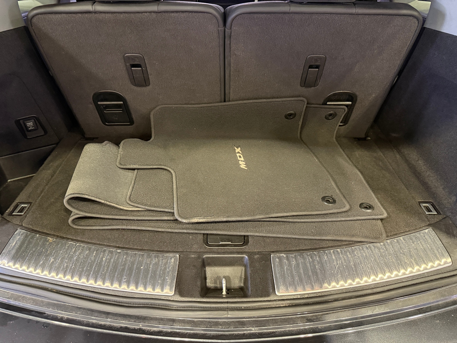Thumbnail: 2019 Chrysler Pacifica - 6