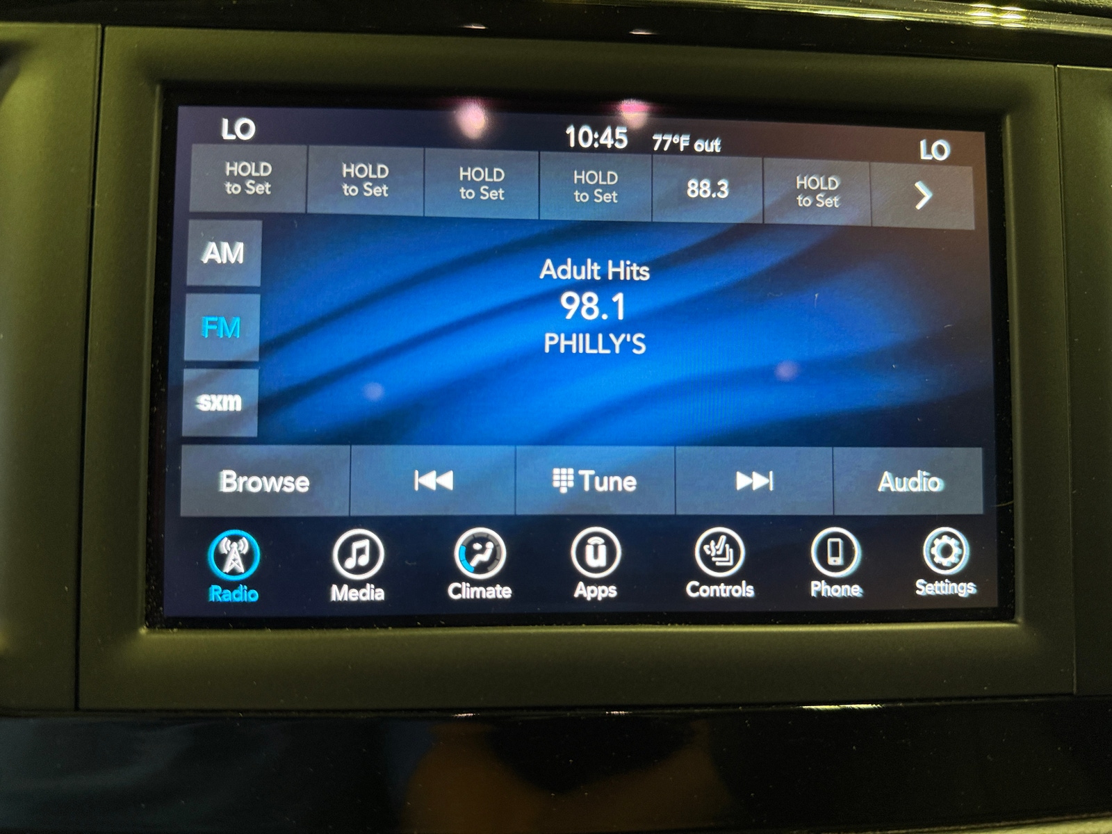 Thumbnail: 2019 Chrysler Pacifica - 3