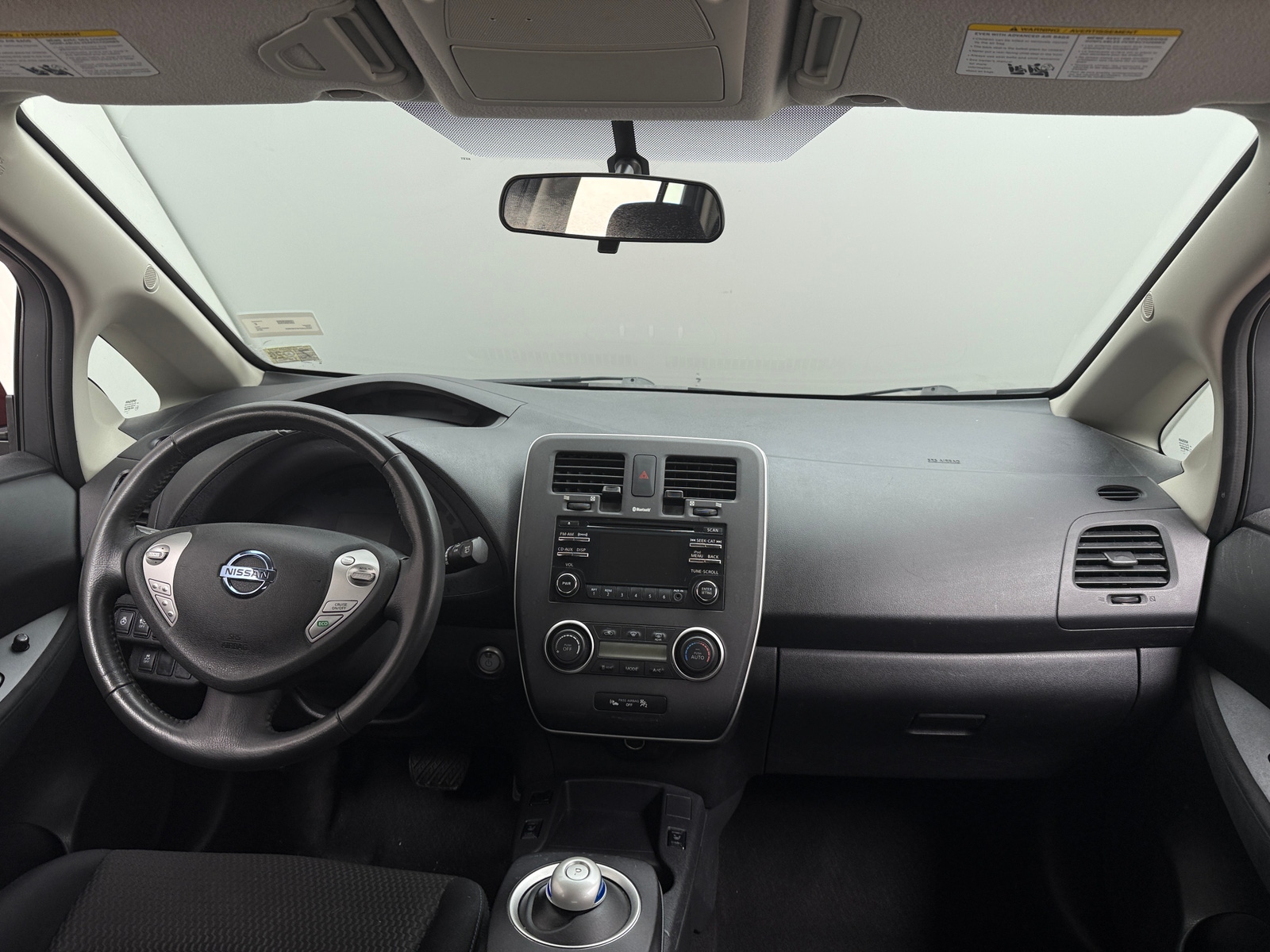Thumbnail: 2015 Nissan Leaf - 3