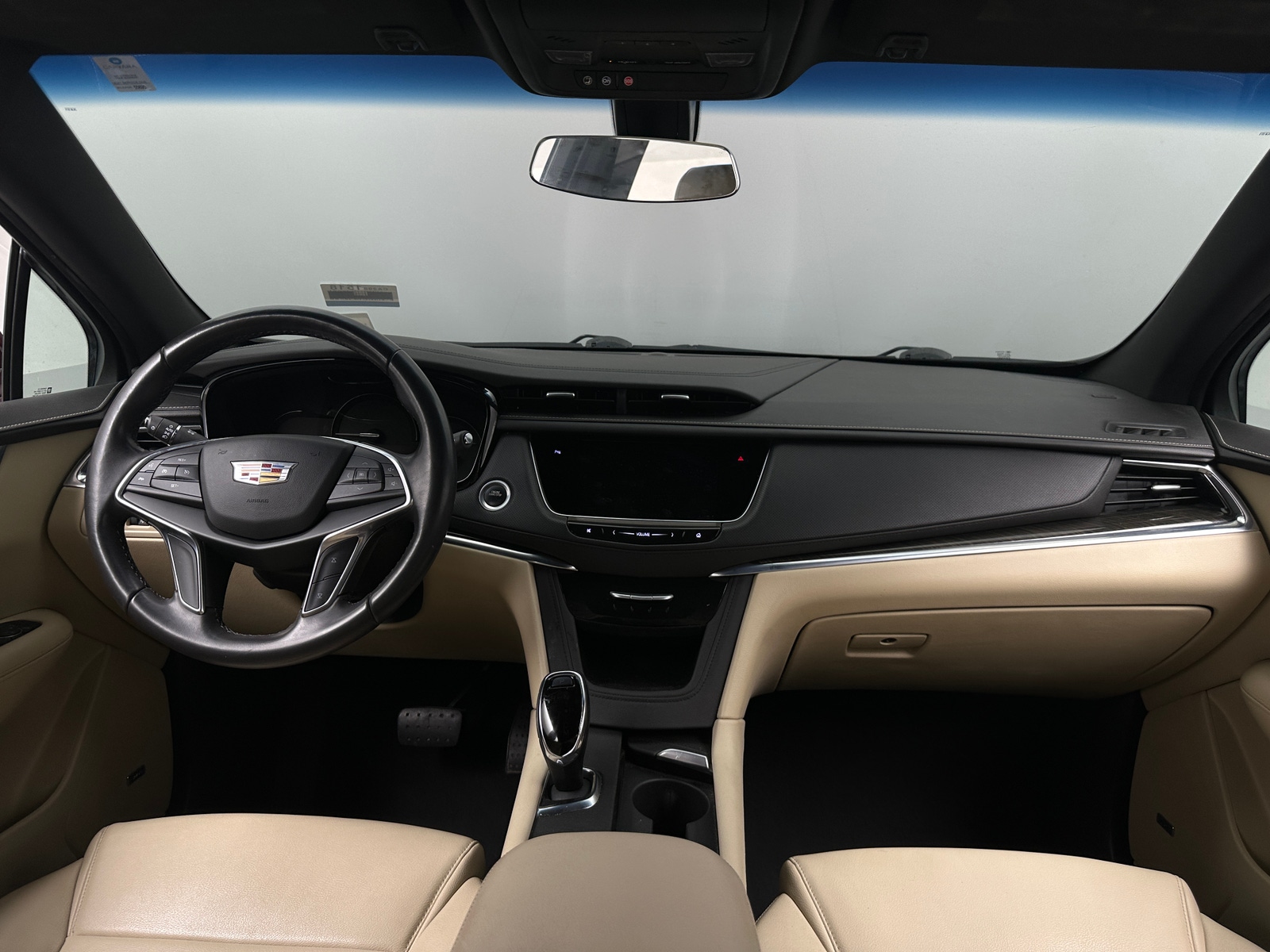 Thumbnail: 2018 Cadillac XT5 - 2