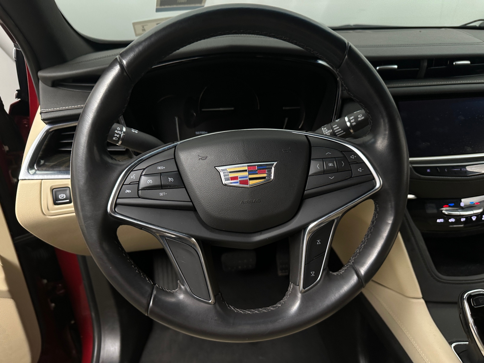 Thumbnail: 2018 Cadillac XT5 - 4