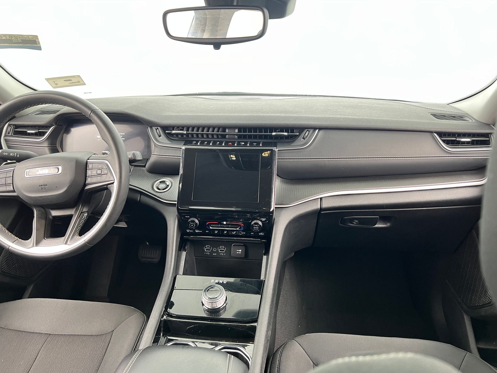 Thumbnail: 2023 Jeep Grand Cherokee L - 3