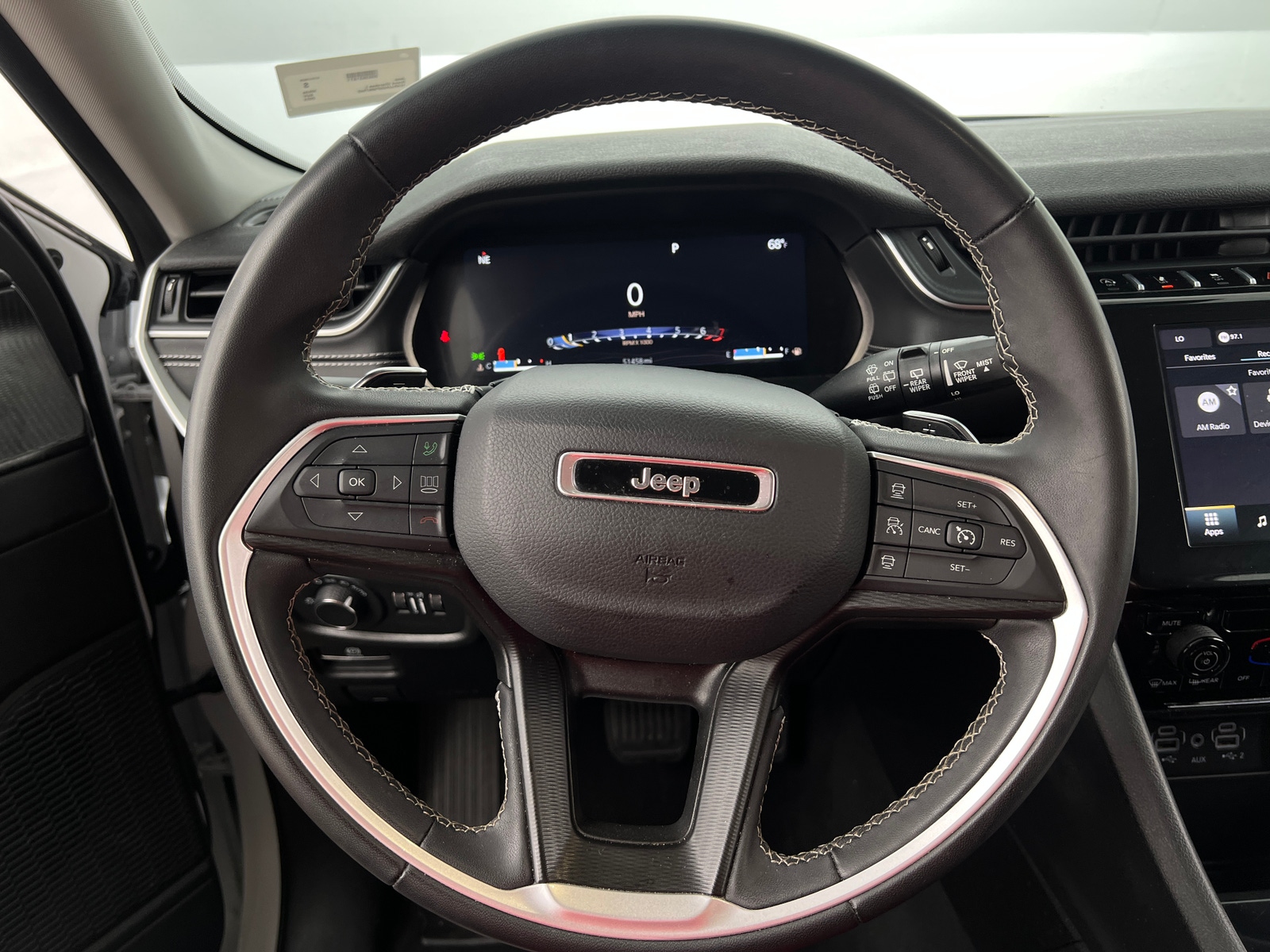 Thumbnail: 2023 Jeep Grand Cherokee L - 5