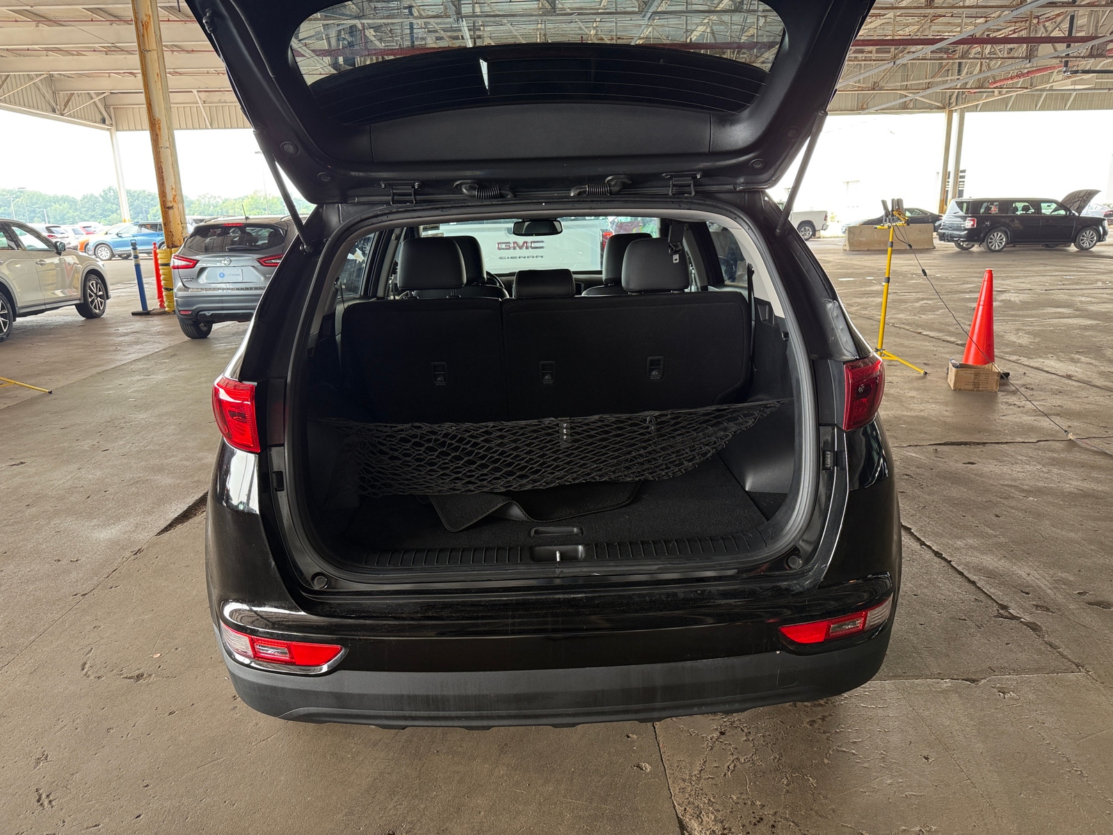 Thumbnail: 2019 Kia Sportage - 6