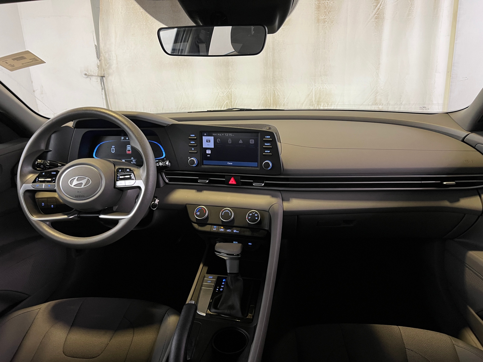 Thumbnail: 2024 Hyundai Elantra - 3