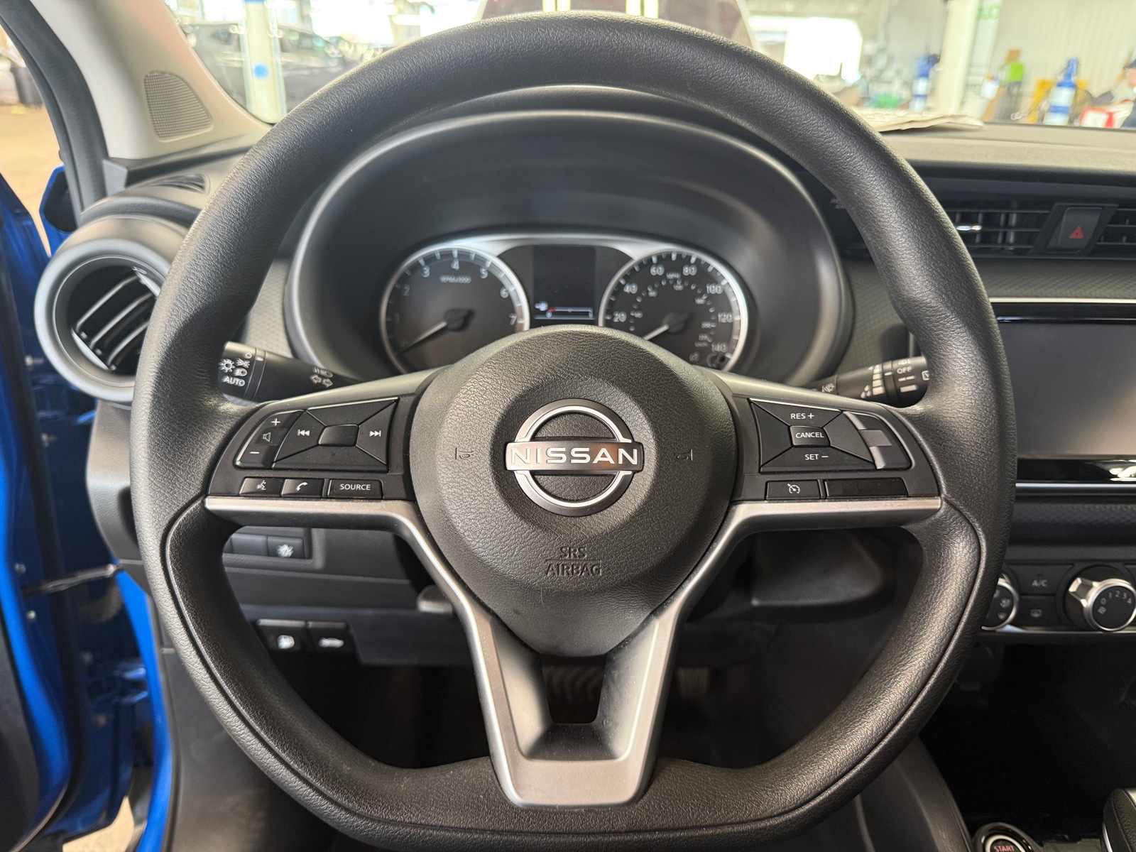 Thumbnail: 2022 Nissan Kicks - 5