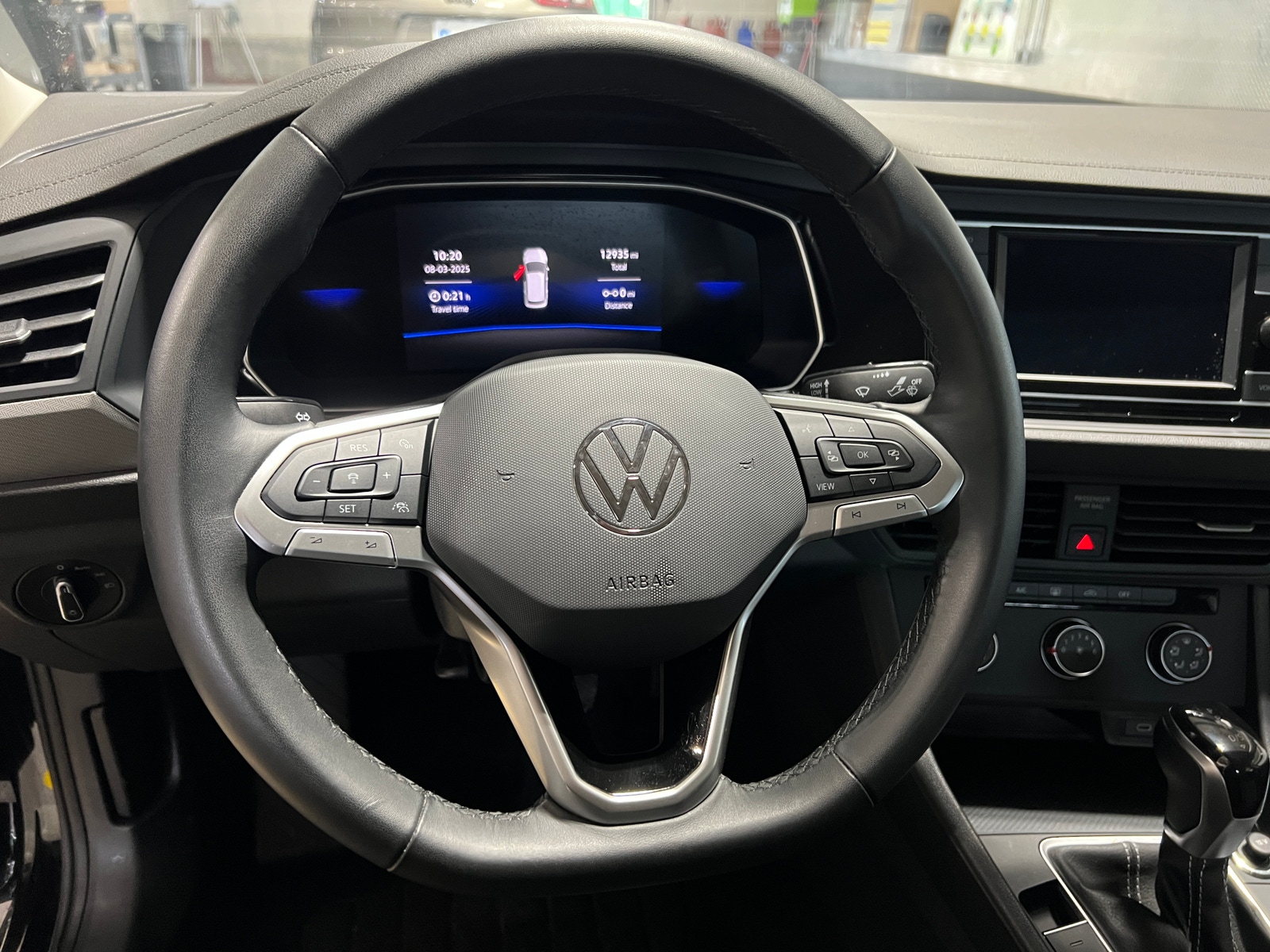 Thumbnail: 2024 Volkswagen Jetta - 5