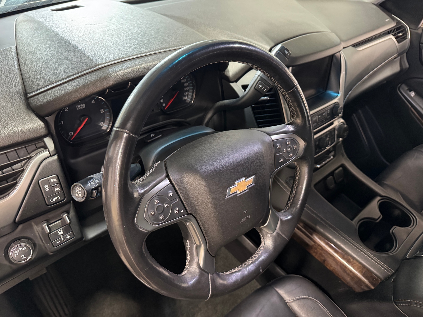 Thumbnail: 2018 Chevrolet Suburban - 2