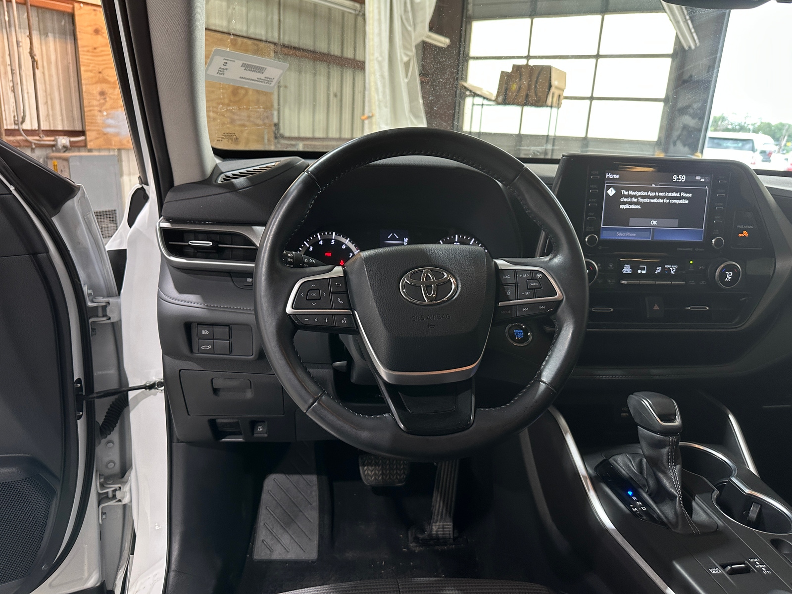 Thumbnail: 2022 Toyota Highlander - 5