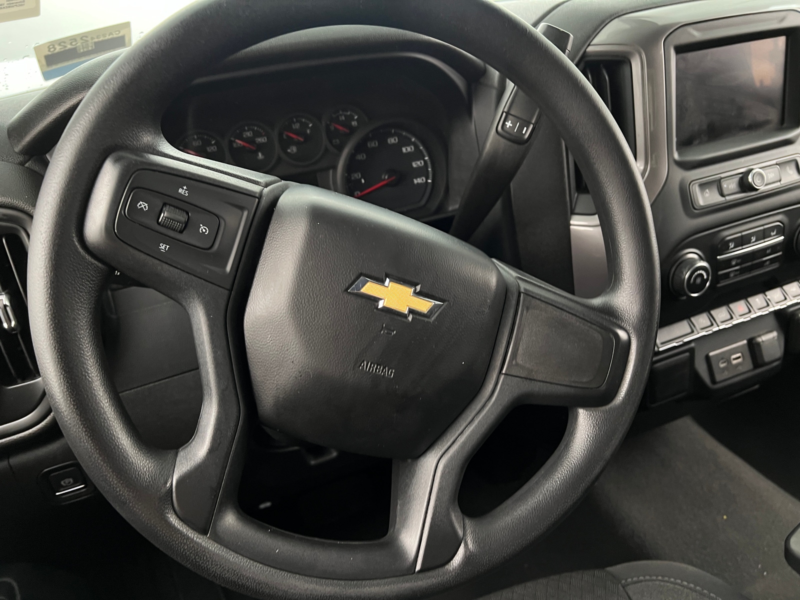 Thumbnail: 2022 Chevrolet Silverado 1500 - 5