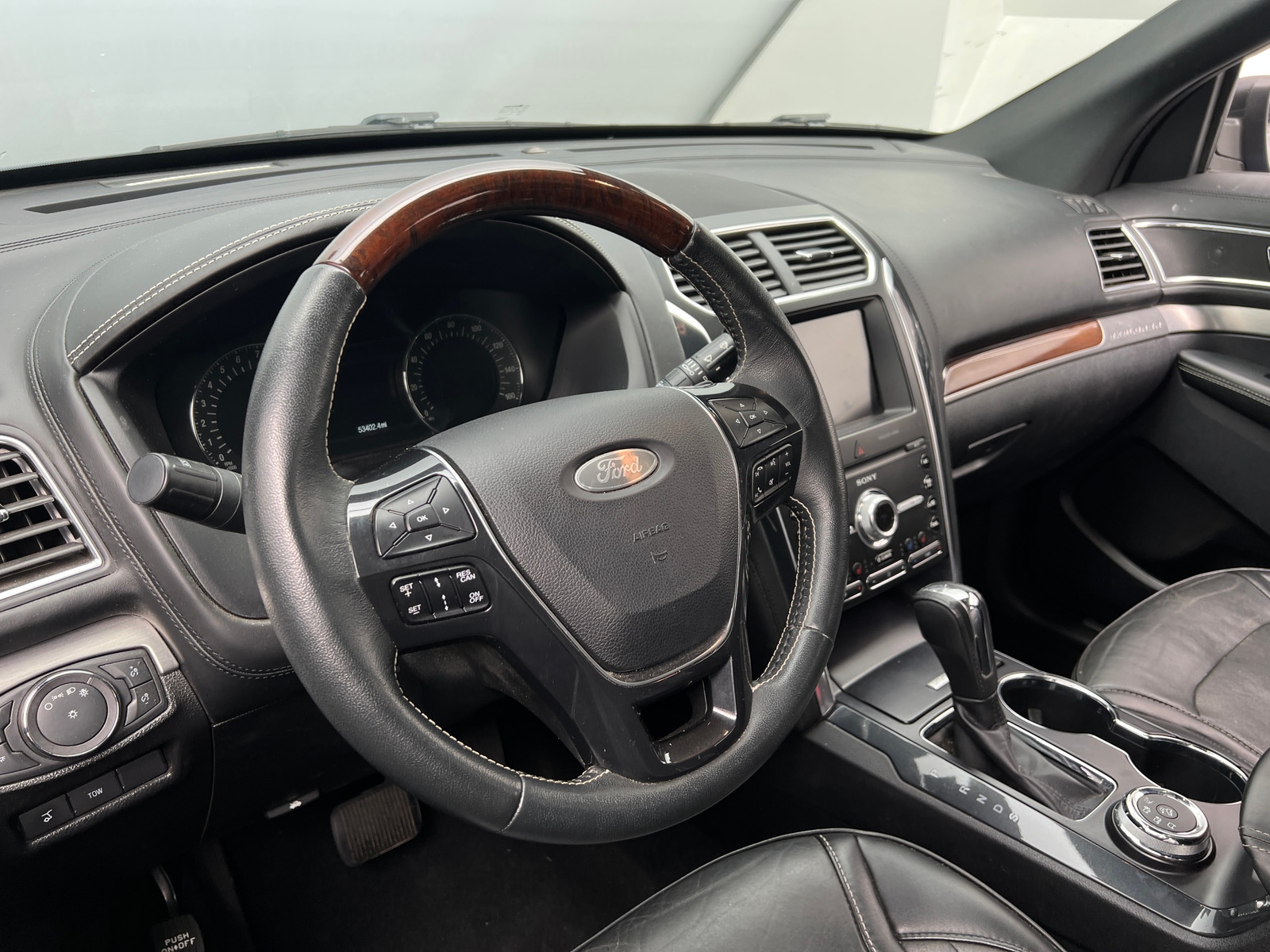 Thumbnail: 2019 Ford Explorer - 4