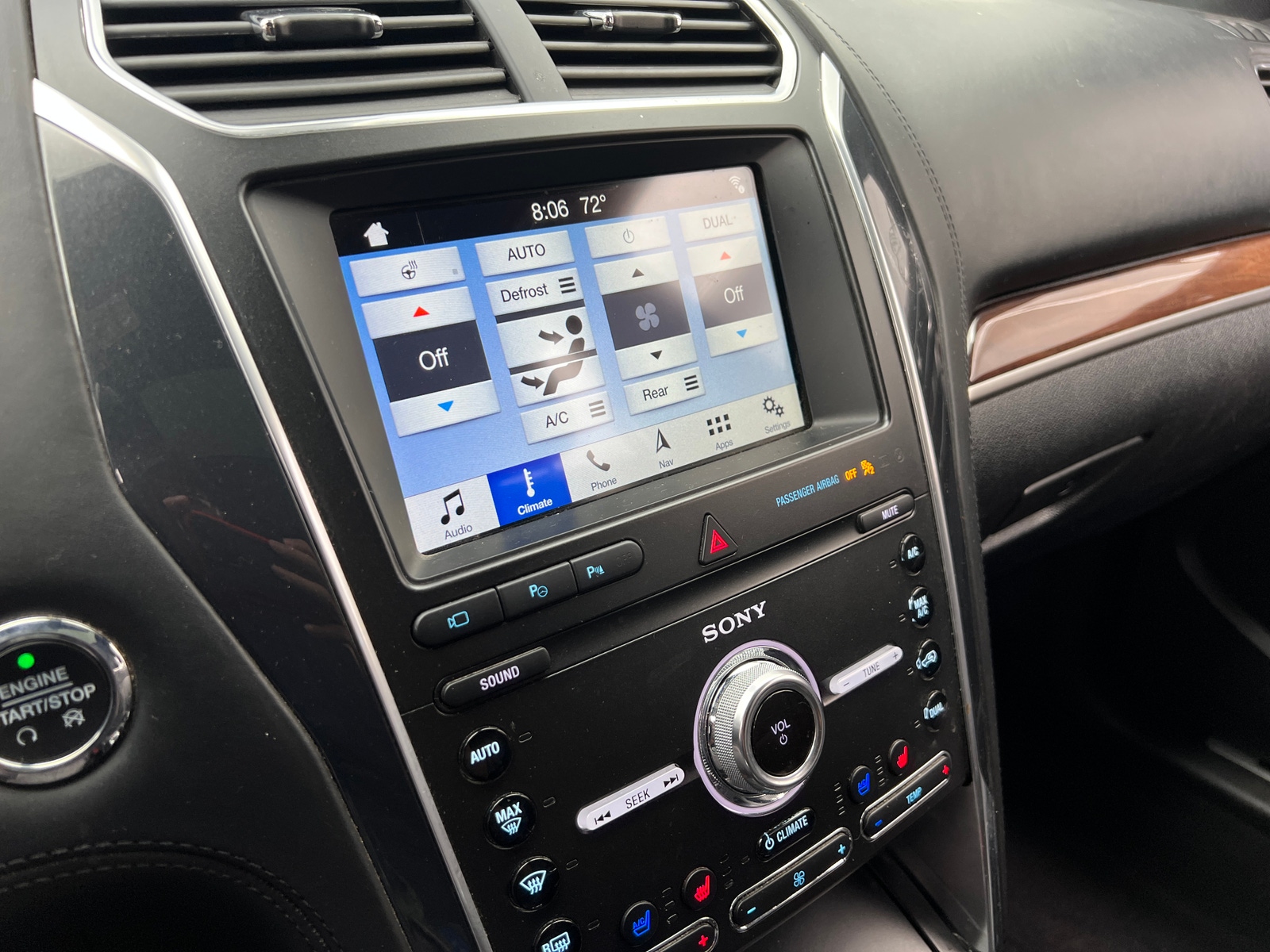 Thumbnail: 2019 Ford Explorer - 3