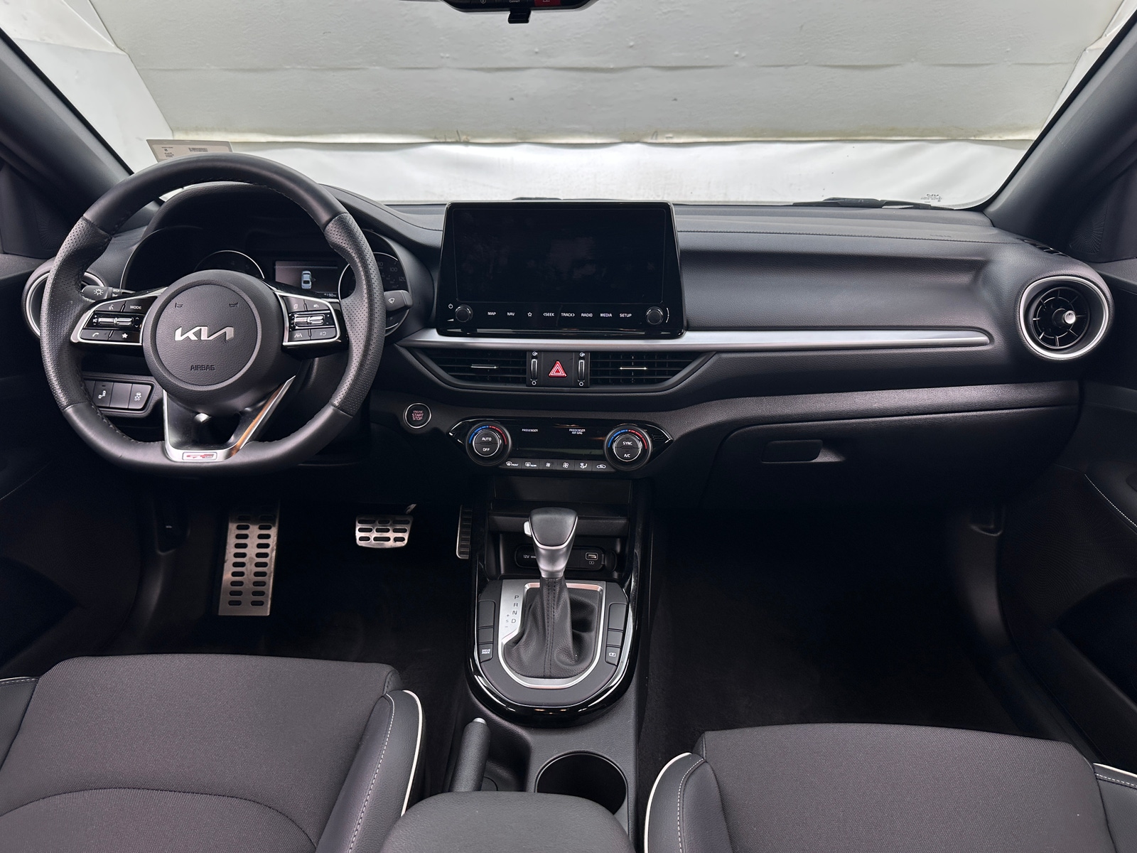 Thumbnail: 2023 Kia Forte - 2