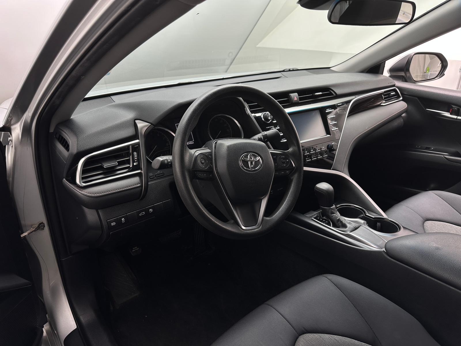 Thumbnail: 2018 Toyota Camry - 3