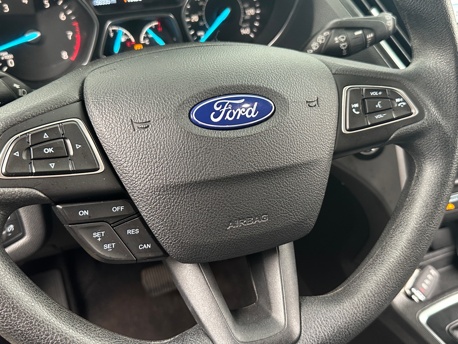 Thumbnail: 2019 Ford Escape - 5