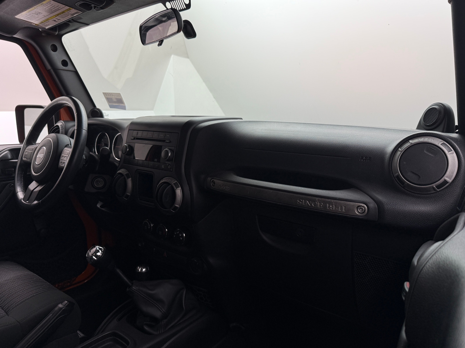 Thumbnail: 2012 Jeep Wrangler - 3