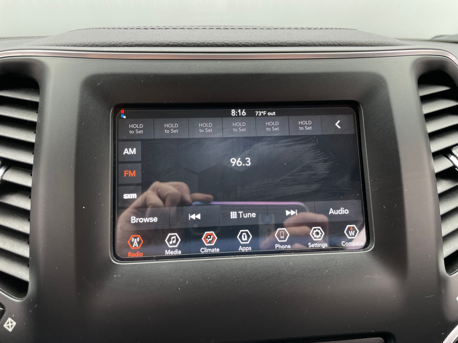 Thumbnail: 2019 Jeep Cherokee - 4